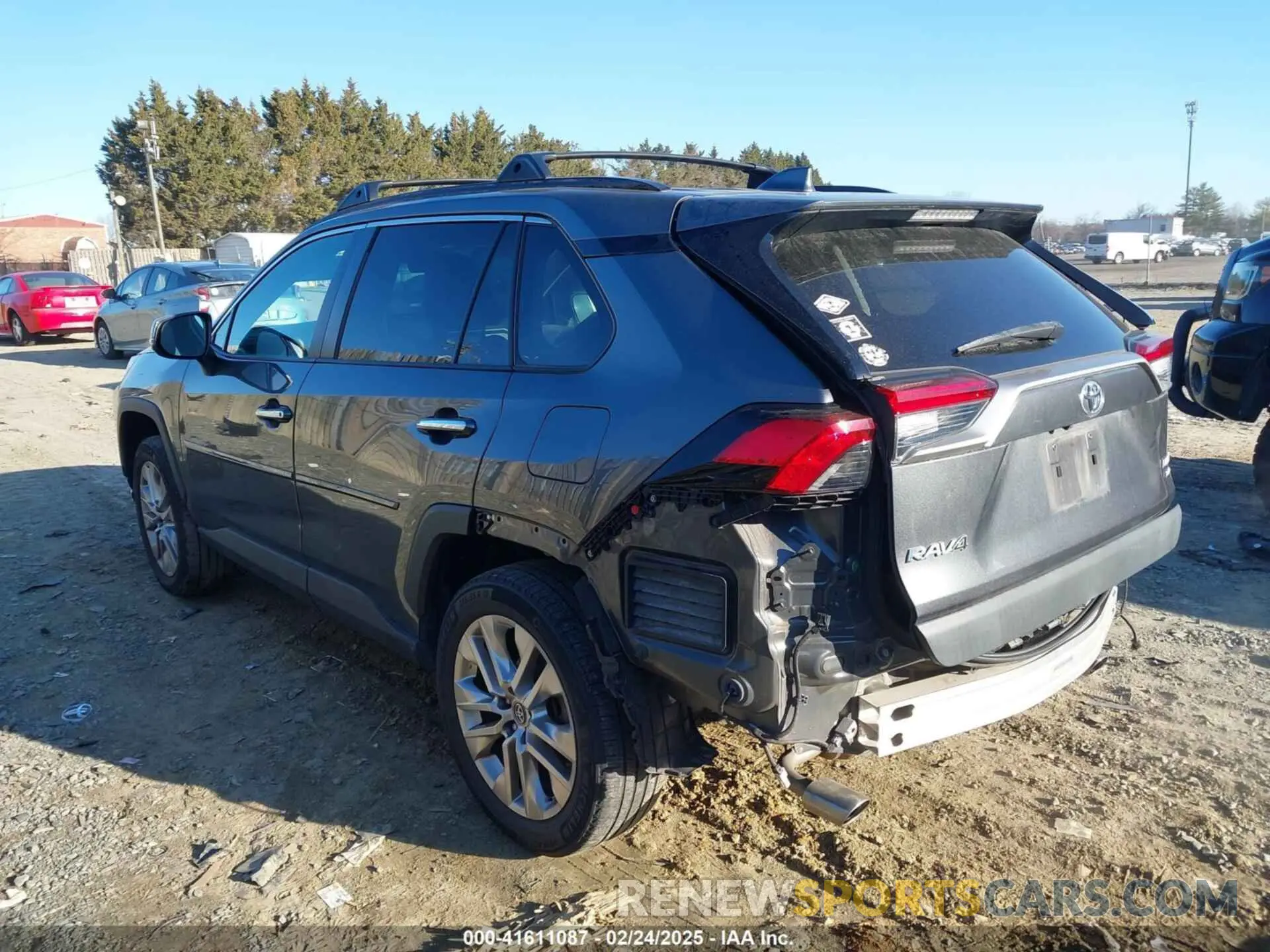 3 Photograph of a damaged car 2T3N1RFV8KC036349 TOYOTA RAV4 2019