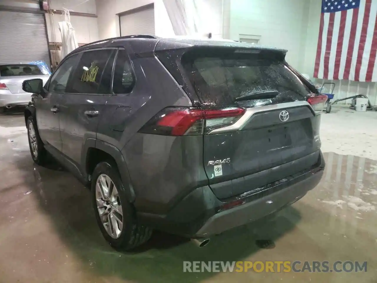 3 Photograph of a damaged car 2T3N1RFV8KW009943 TOYOTA RAV4 2019