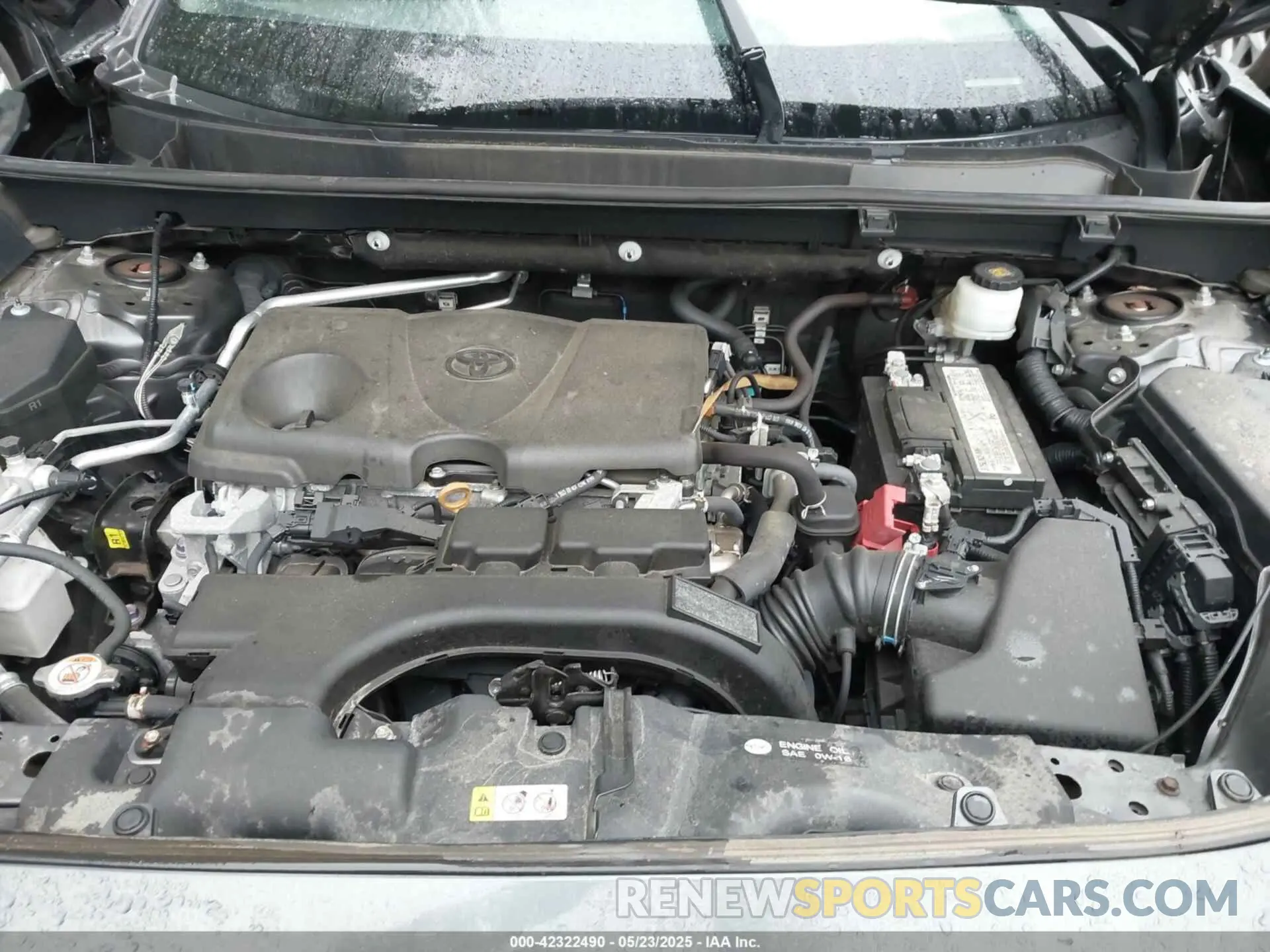10 Photograph of a damaged car 2T3N1RFV9KC045125 TOYOTA RAV4 2019
