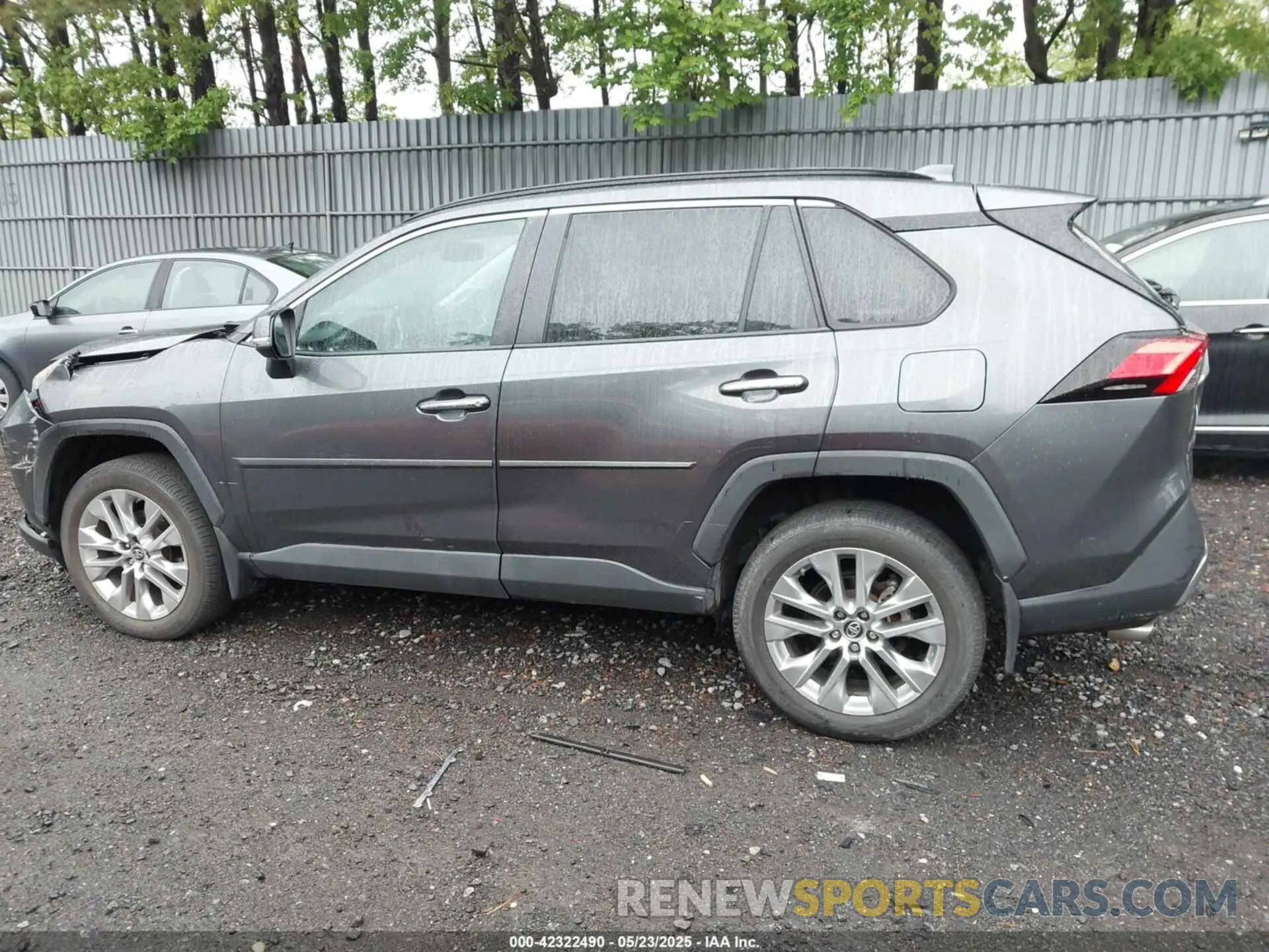 14 Photograph of a damaged car 2T3N1RFV9KC045125 TOYOTA RAV4 2019