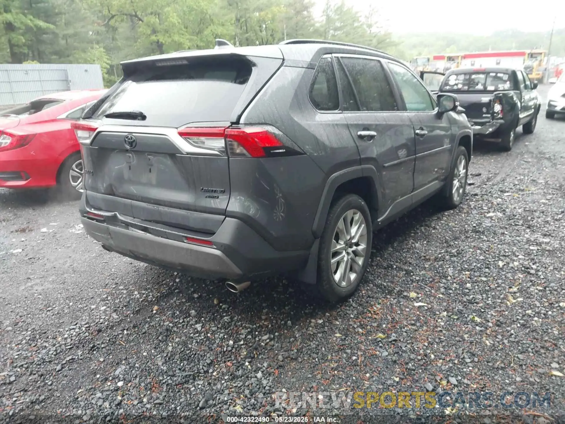 4 Photograph of a damaged car 2T3N1RFV9KC045125 TOYOTA RAV4 2019