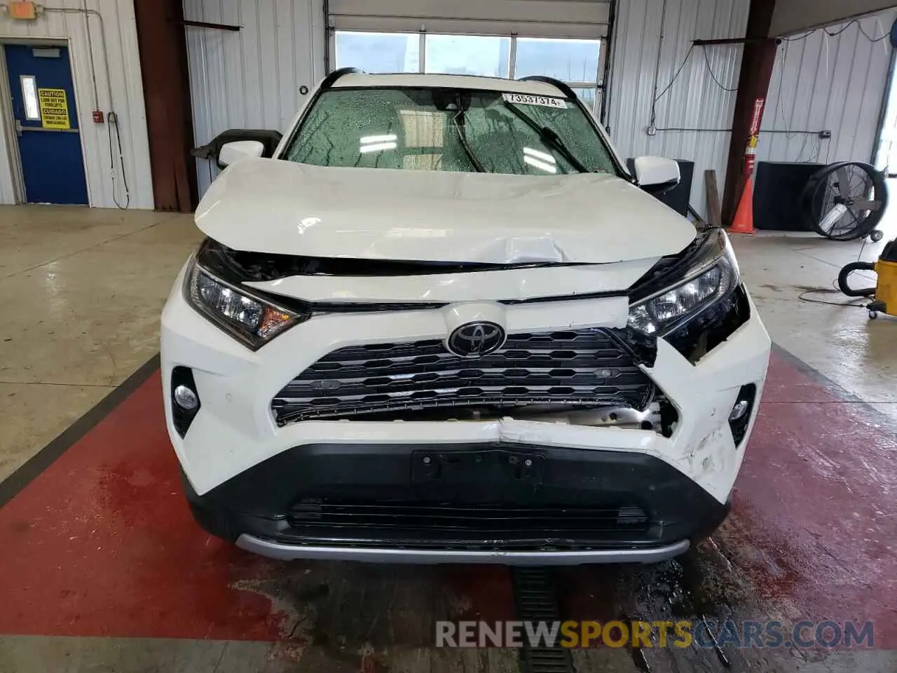 5 Photograph of a damaged car 2T3N1RFVXKC011646 TOYOTA RAV4 2019