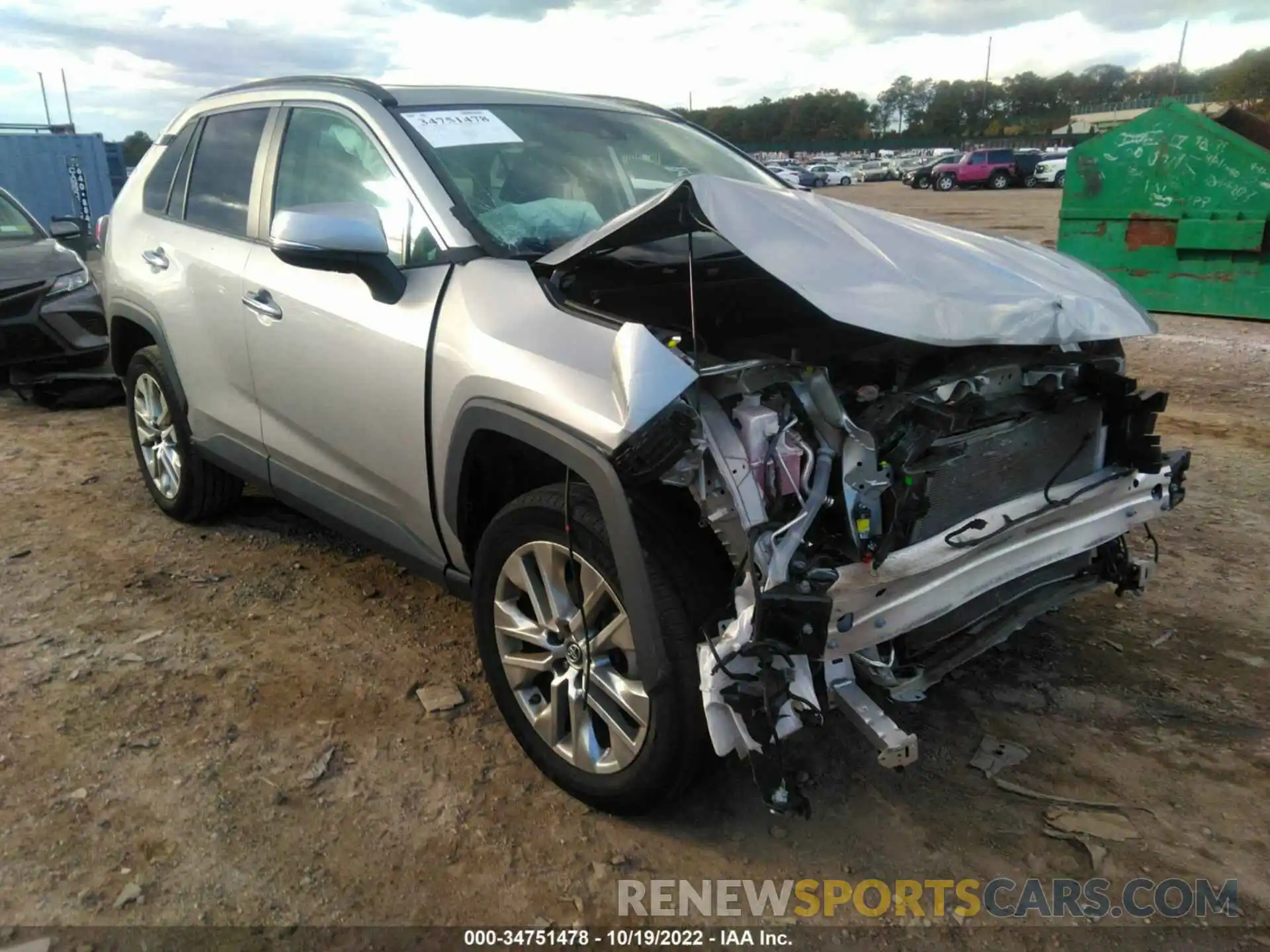 1 Photograph of a damaged car 2T3N1RFVXKC050012 TOYOTA RAV4 2019