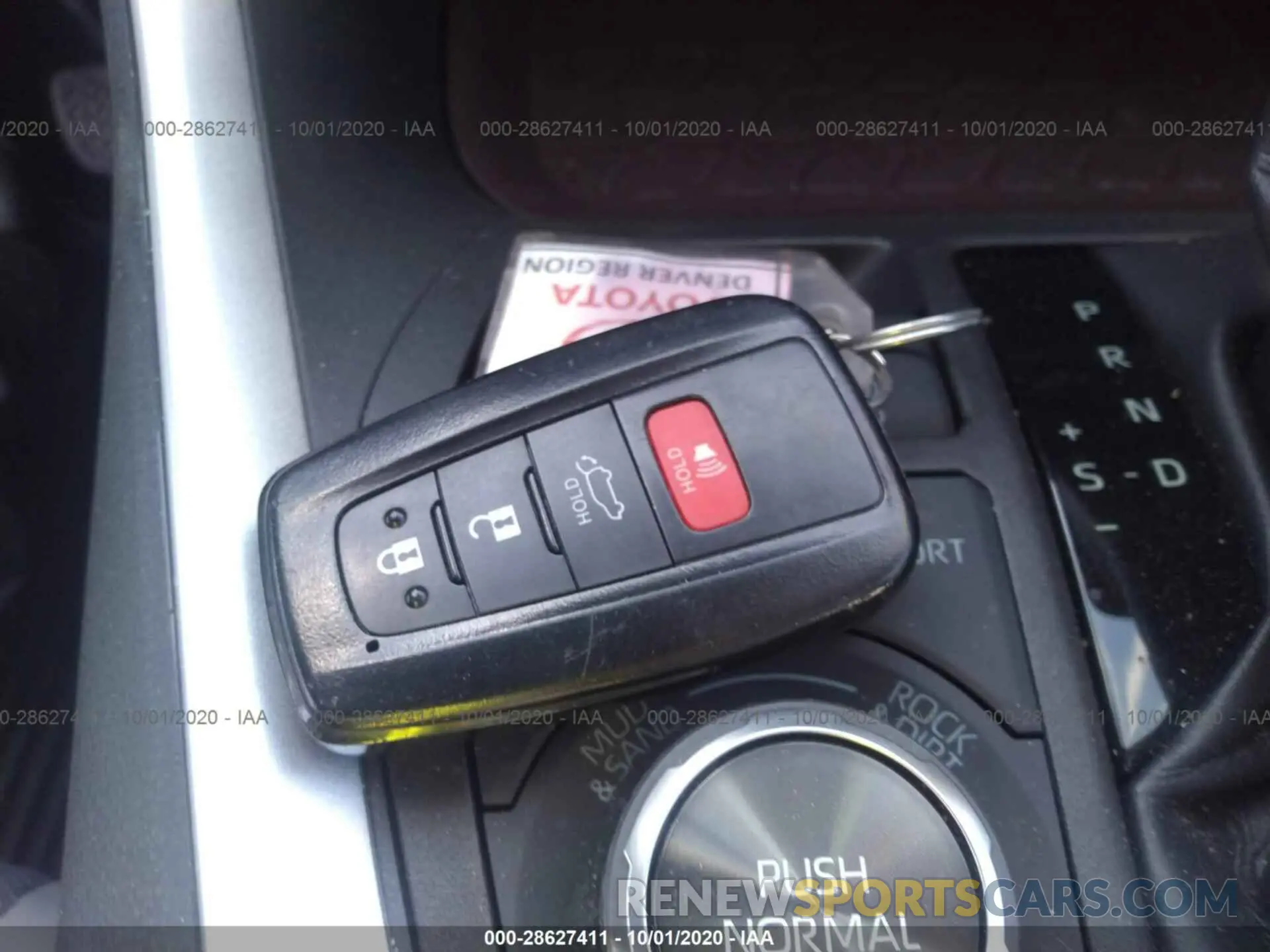 11 Photograph of a damaged car 2T3N1RFVXKW001116 TOYOTA RAV4 2019