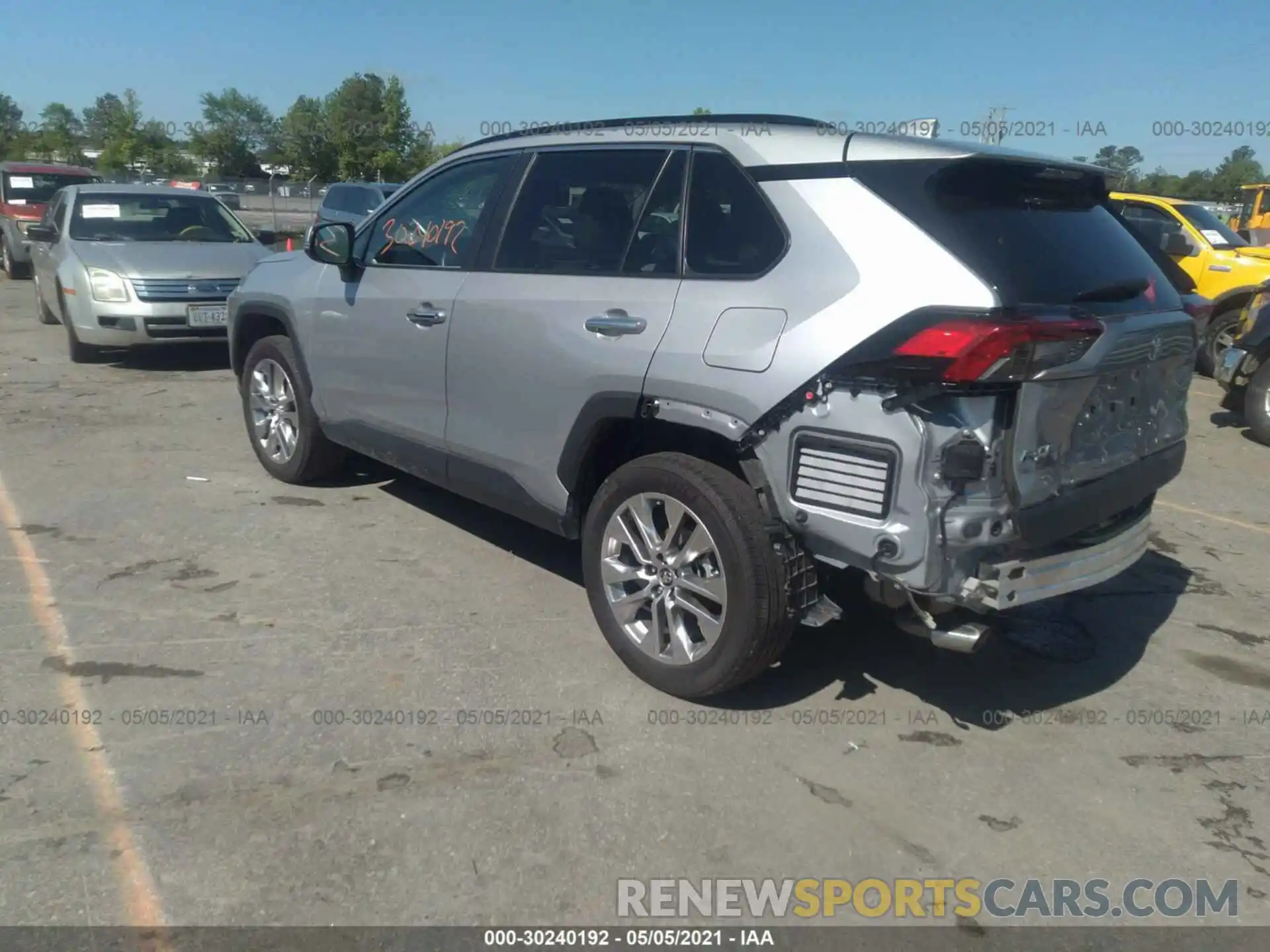 3 Photograph of a damaged car 2T3N1RFVXKW004209 TOYOTA RAV4 2019