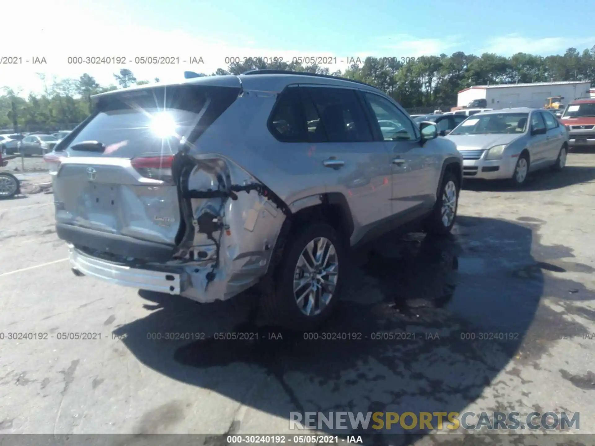 4 Photograph of a damaged car 2T3N1RFVXKW004209 TOYOTA RAV4 2019