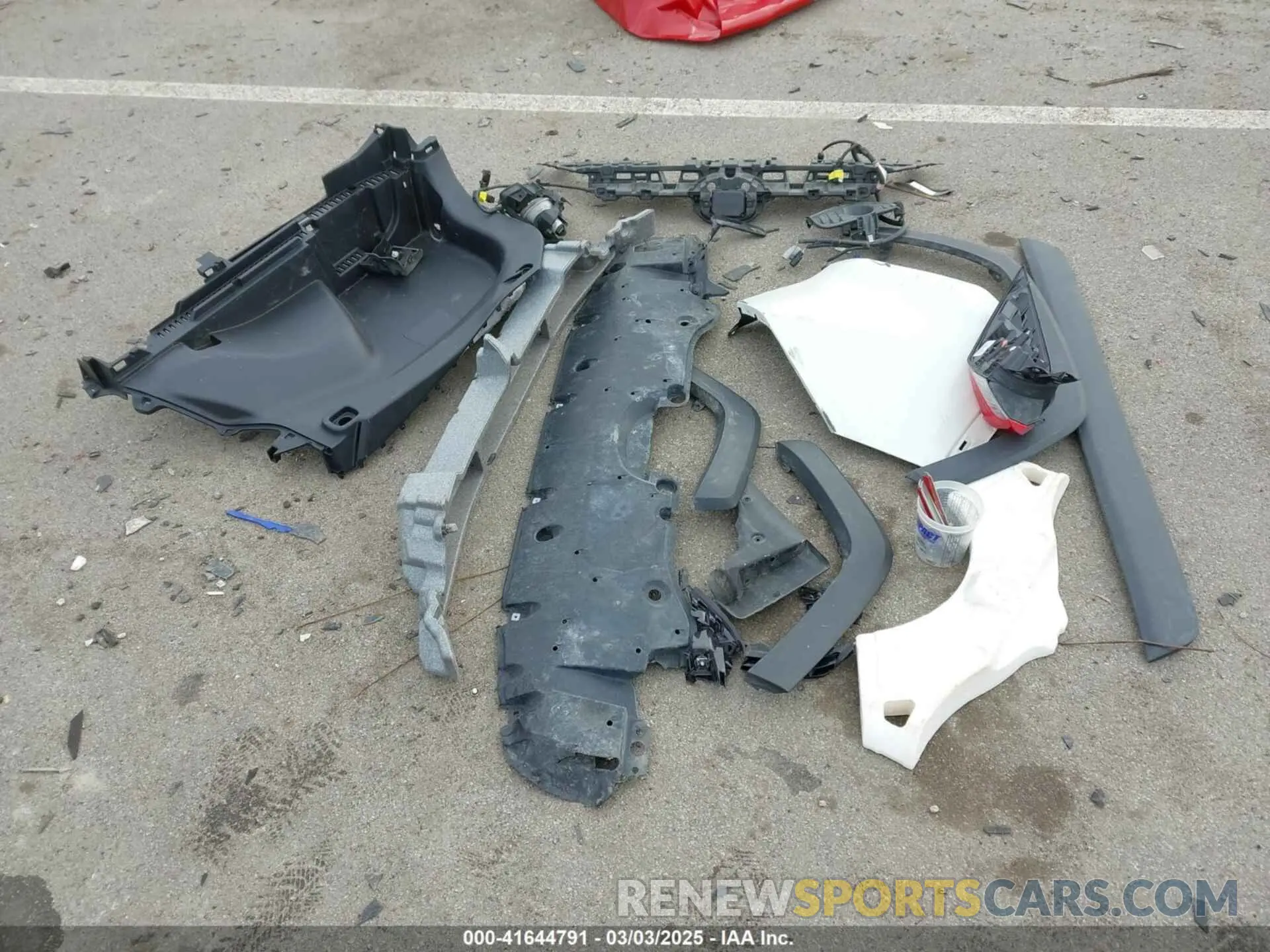 12 Photograph of a damaged car 2T3N1RFVXKW071165 TOYOTA RAV4 2019