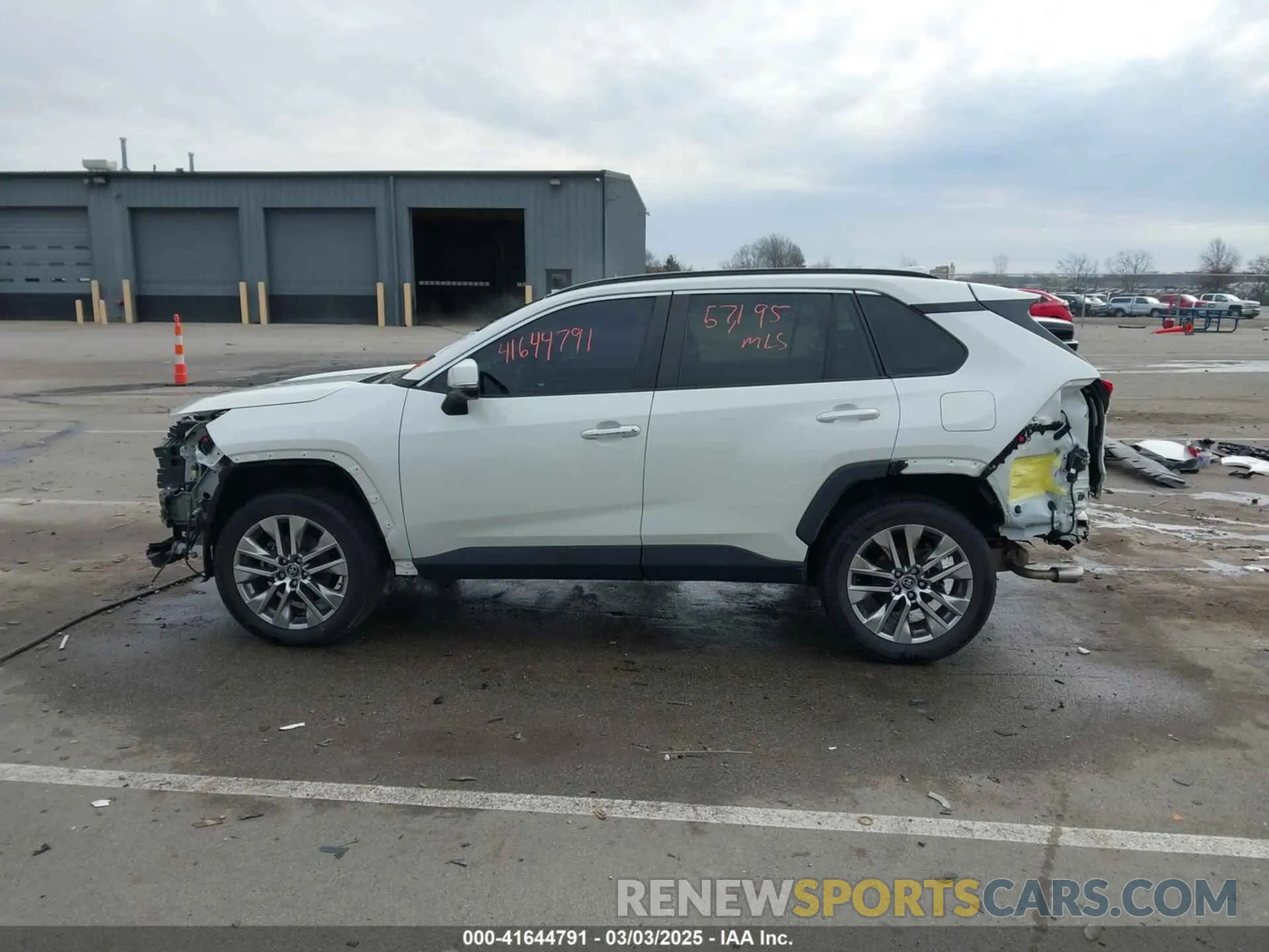 15 Photograph of a damaged car 2T3N1RFVXKW071165 TOYOTA RAV4 2019