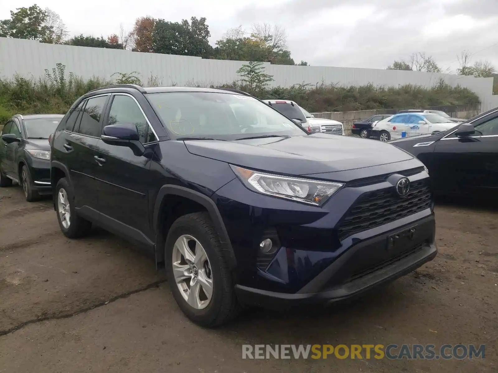 1 Photograph of a damaged car 2T3P1RFV0KC003113 TOYOTA RAV4 2019