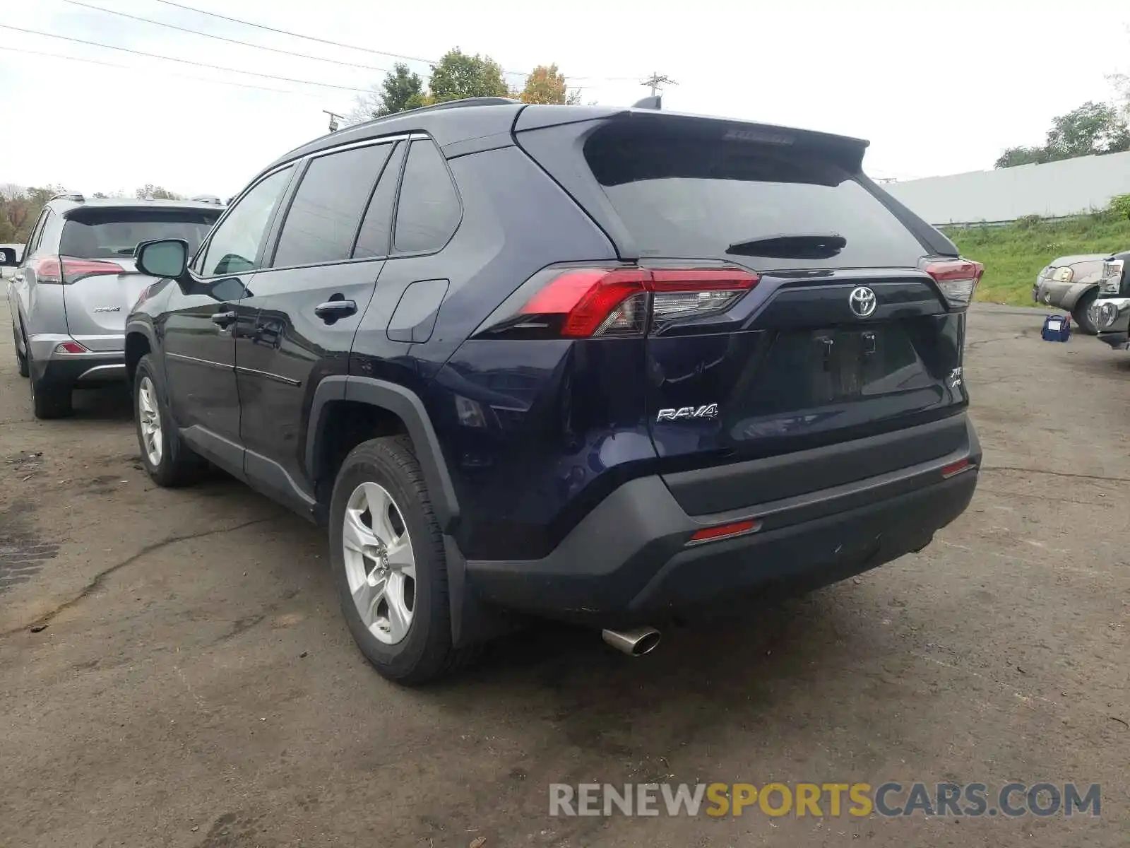 3 Photograph of a damaged car 2T3P1RFV0KC003113 TOYOTA RAV4 2019