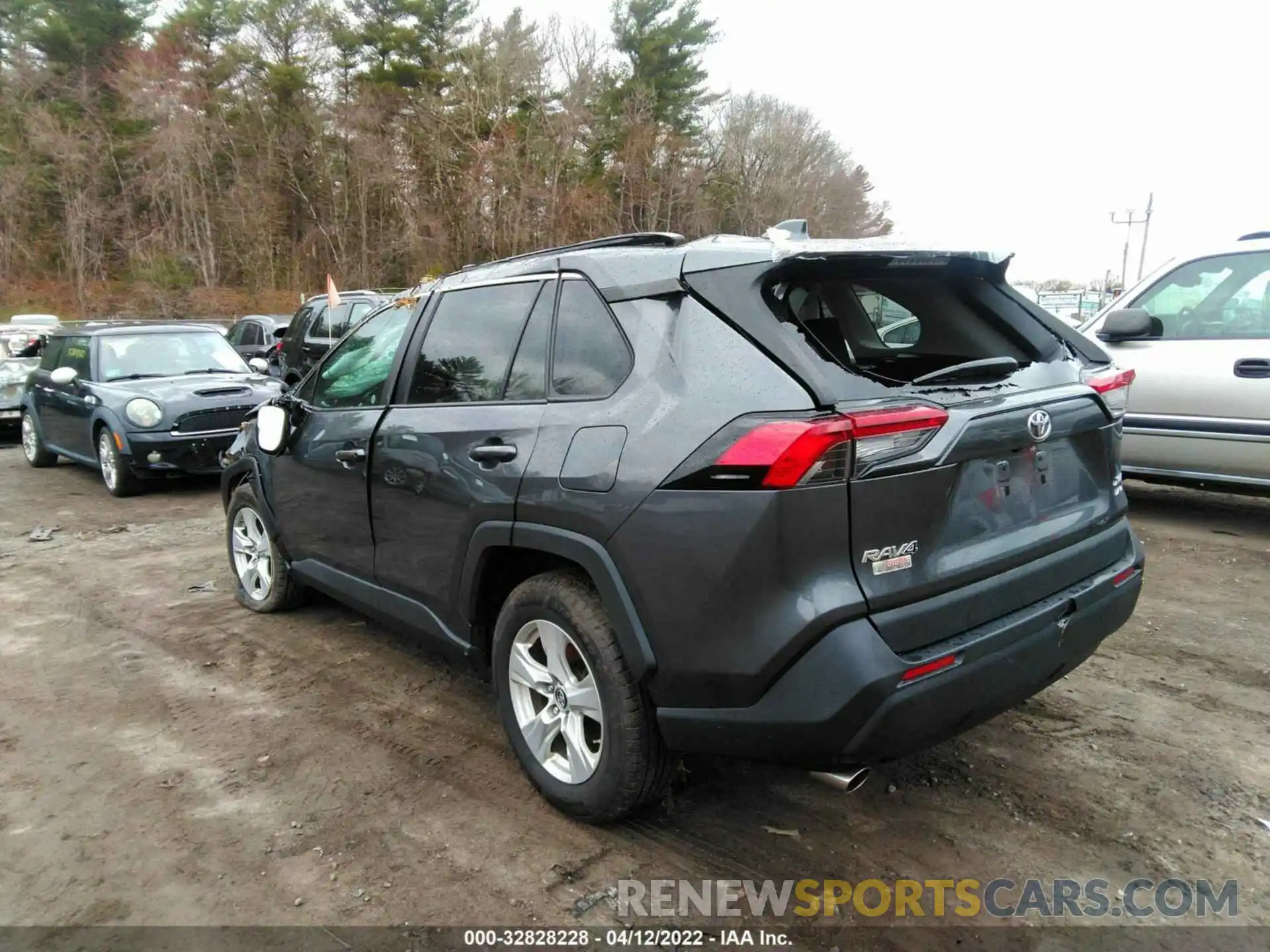 3 Photograph of a damaged car 2T3P1RFV0KC006996 TOYOTA RAV4 2019