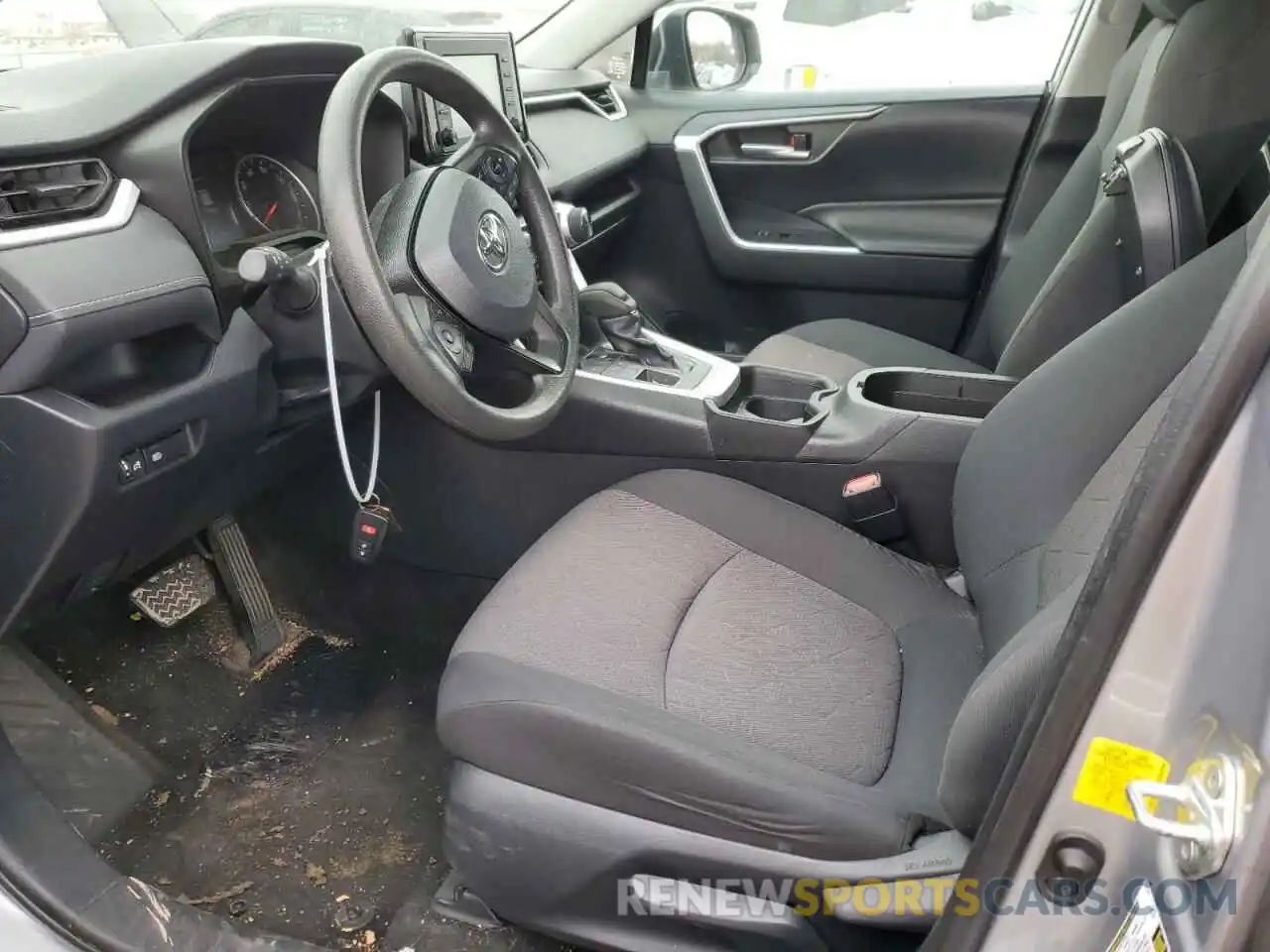 7 Photograph of a damaged car 2T3P1RFV0KC007369 TOYOTA RAV4 2019