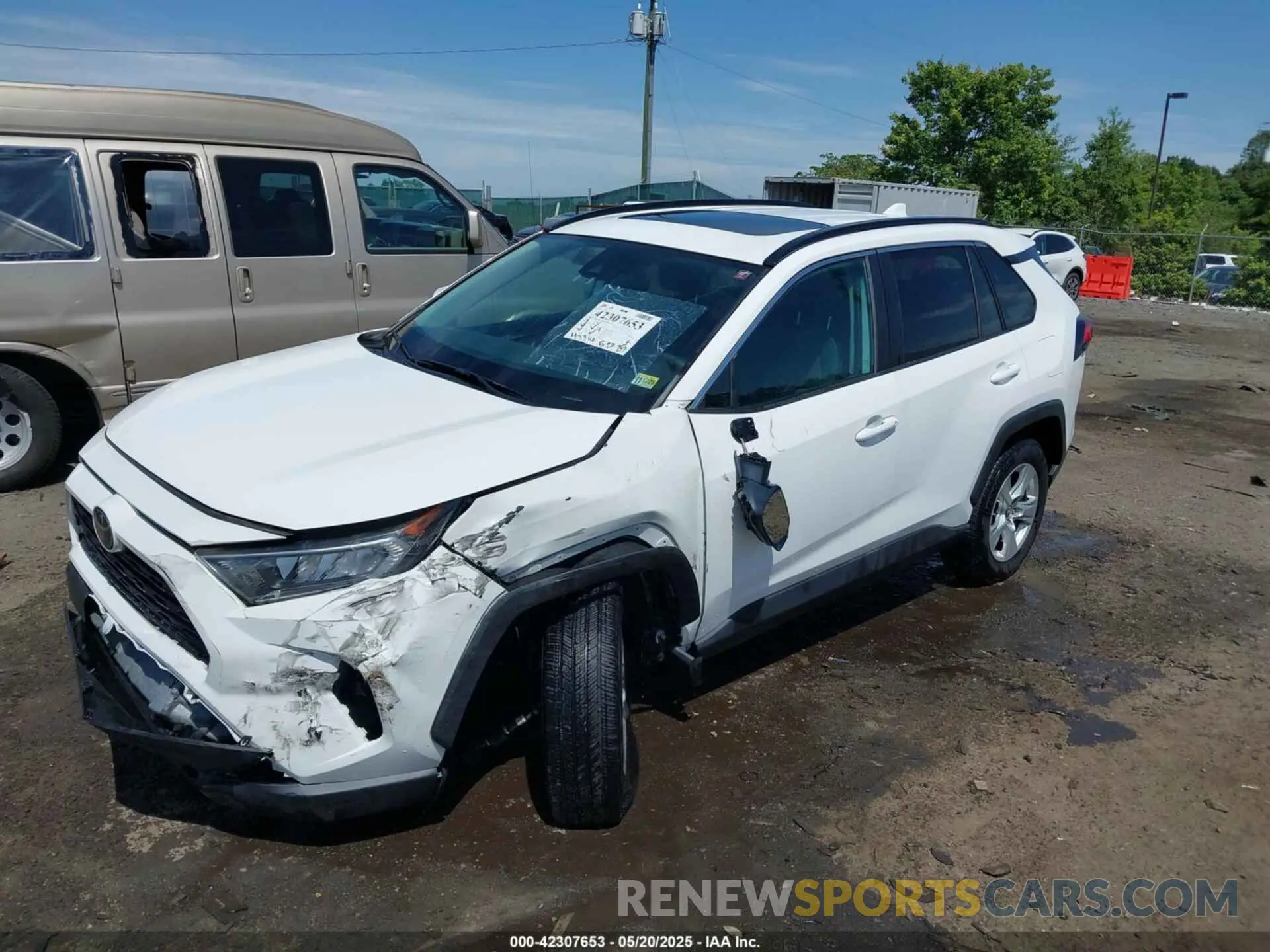 2 Photograph of a damaged car 2T3P1RFV0KC007727 TOYOTA RAV4 2019