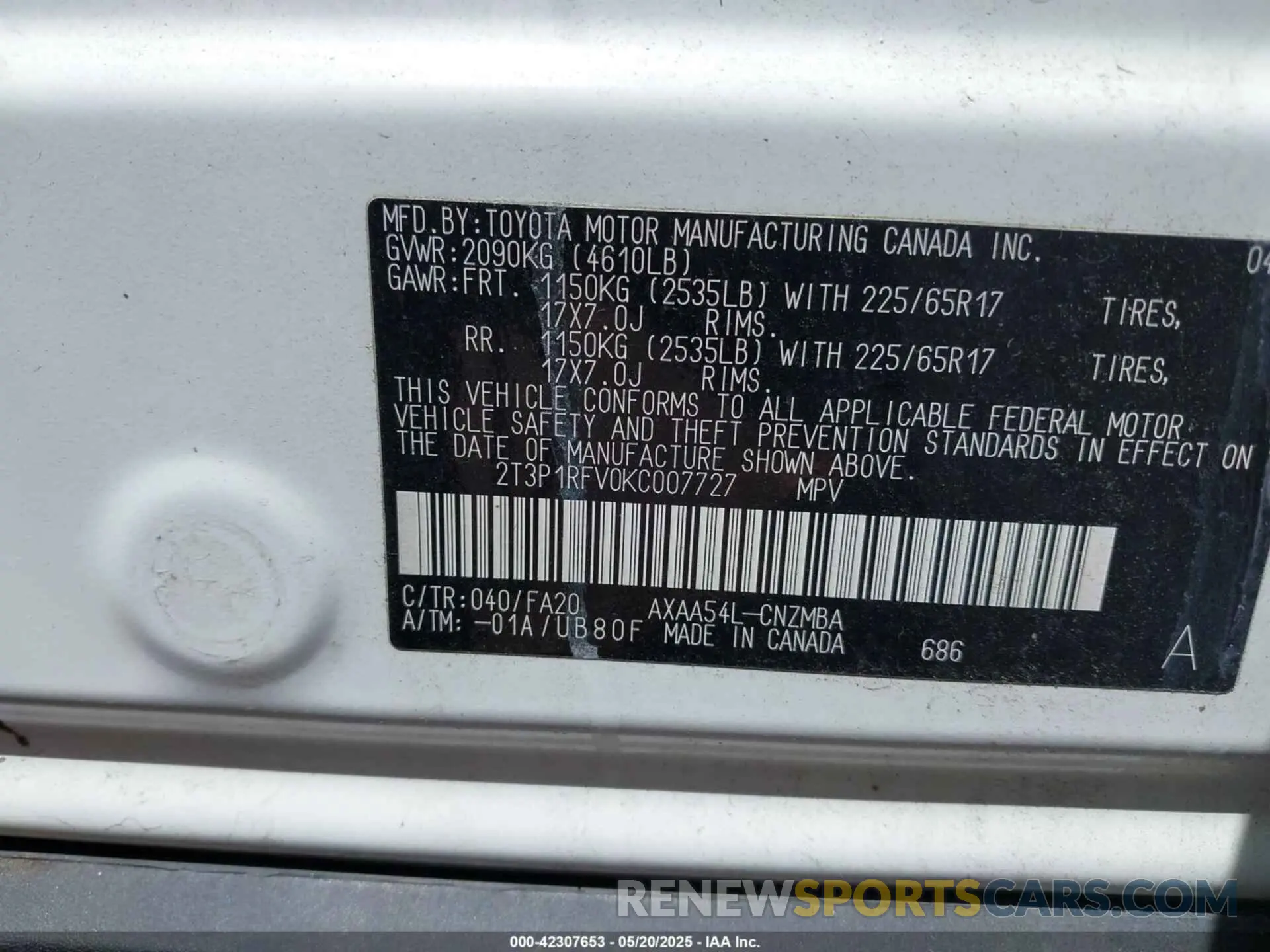 9 Photograph of a damaged car 2T3P1RFV0KC007727 TOYOTA RAV4 2019
