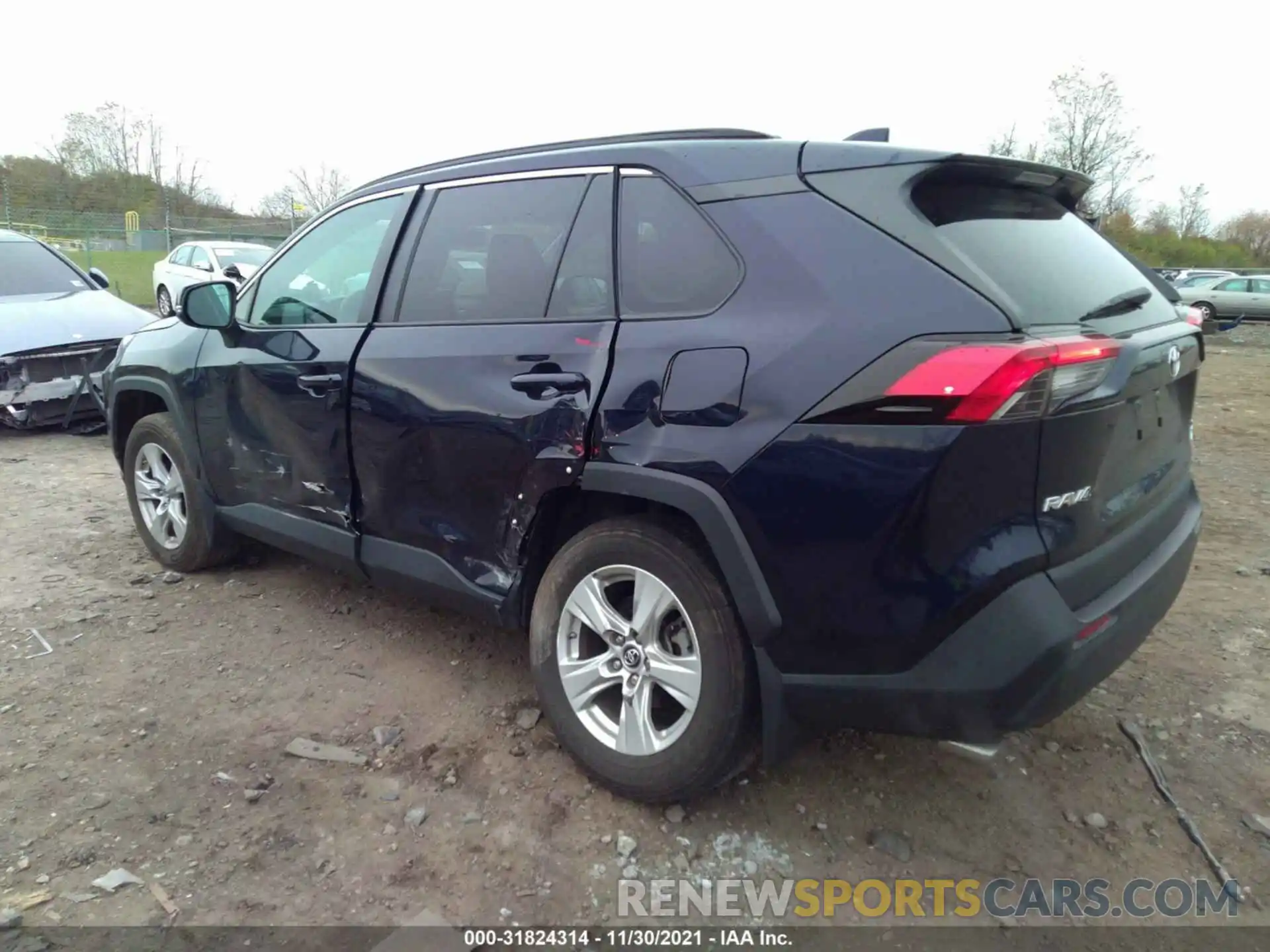 3 Photograph of a damaged car 2T3P1RFV0KC015908 TOYOTA RAV4 2019