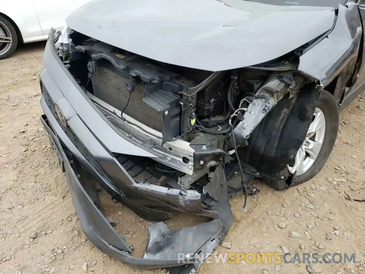 9 Photograph of a damaged car 2T3P1RFV0KC016444 TOYOTA RAV4 2019