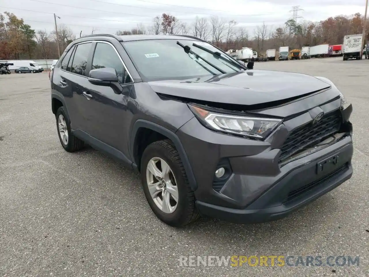 4 Photograph of a damaged car 2T3P1RFV0KW016703 TOYOTA RAV4 2019