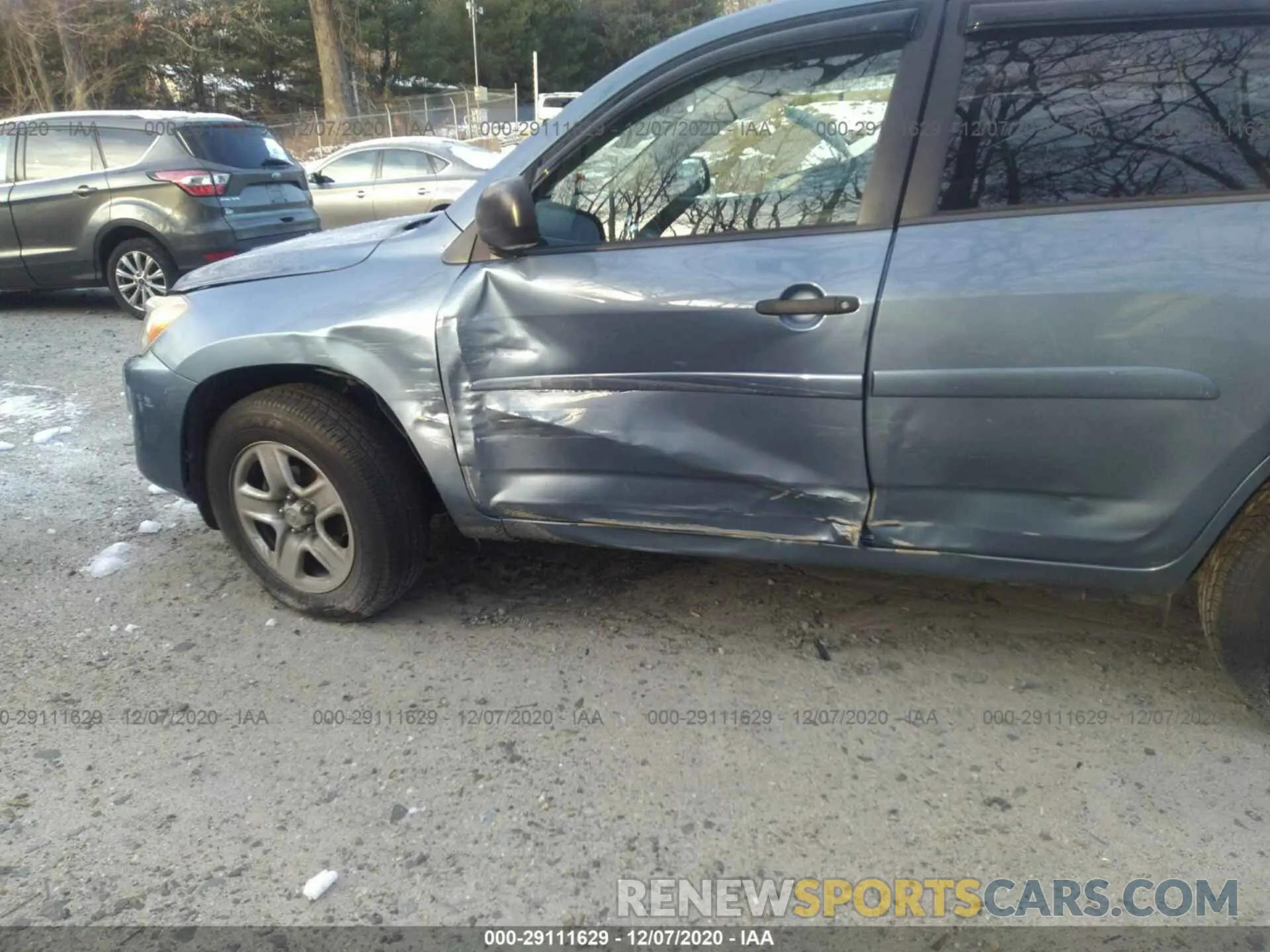 6 Photograph of a damaged car 2T3P1RFV0KW033565 TOYOTA RAV4 2019