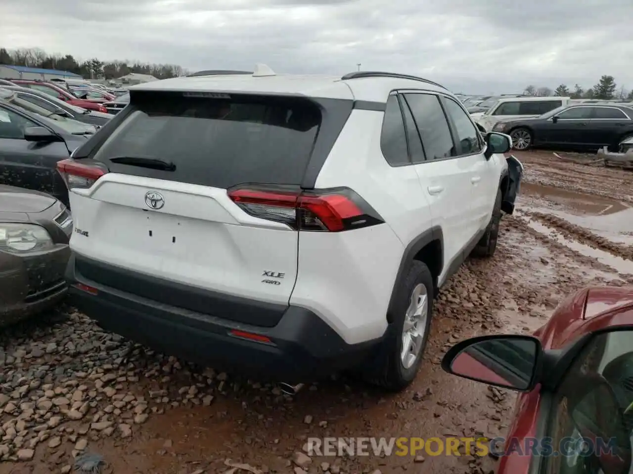 4 Photograph of a damaged car 2T3P1RFV1KC001175 TOYOTA RAV4 2019