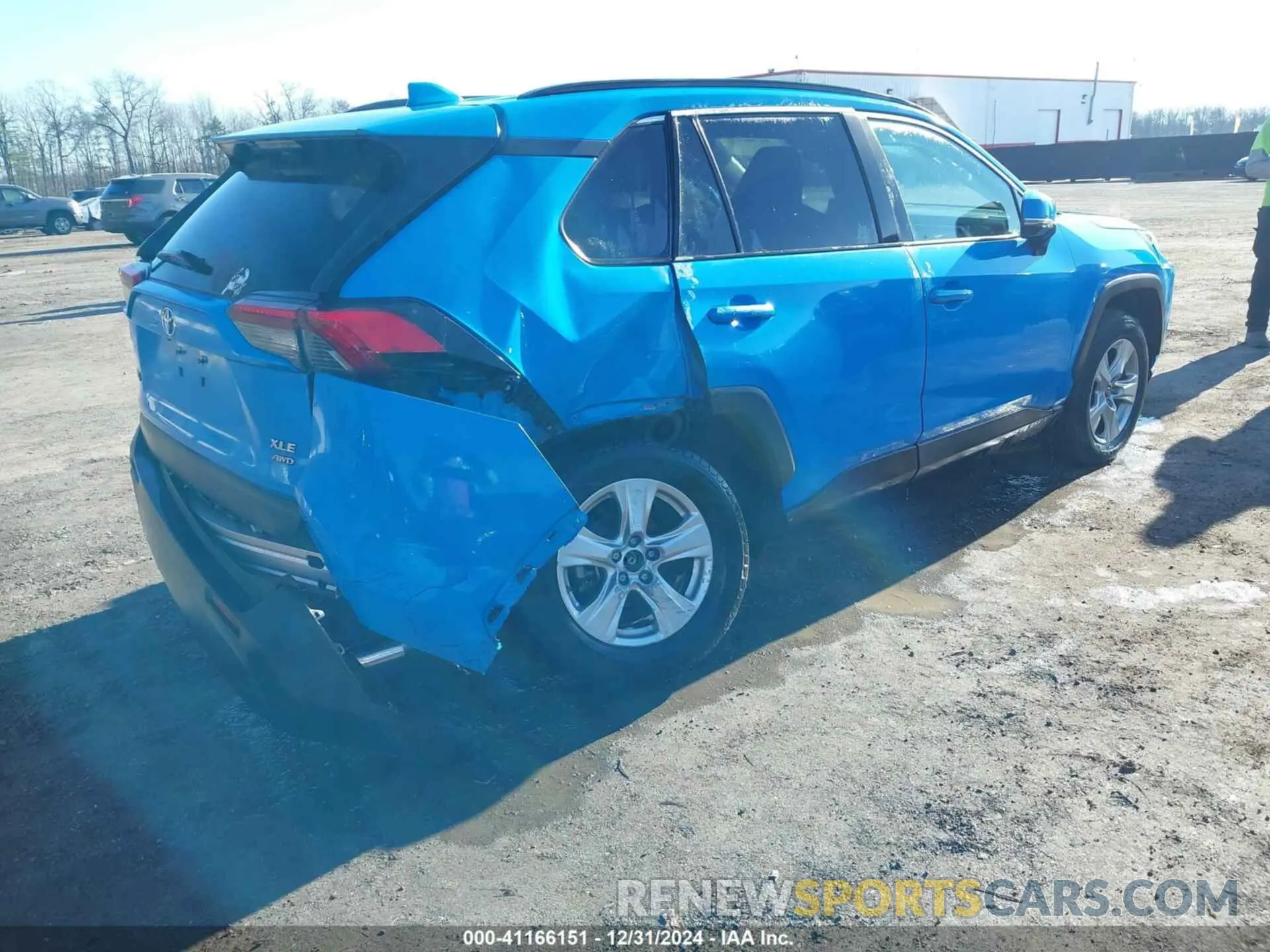 4 Photograph of a damaged car 2T3P1RFV1KC002665 TOYOTA RAV4 2019