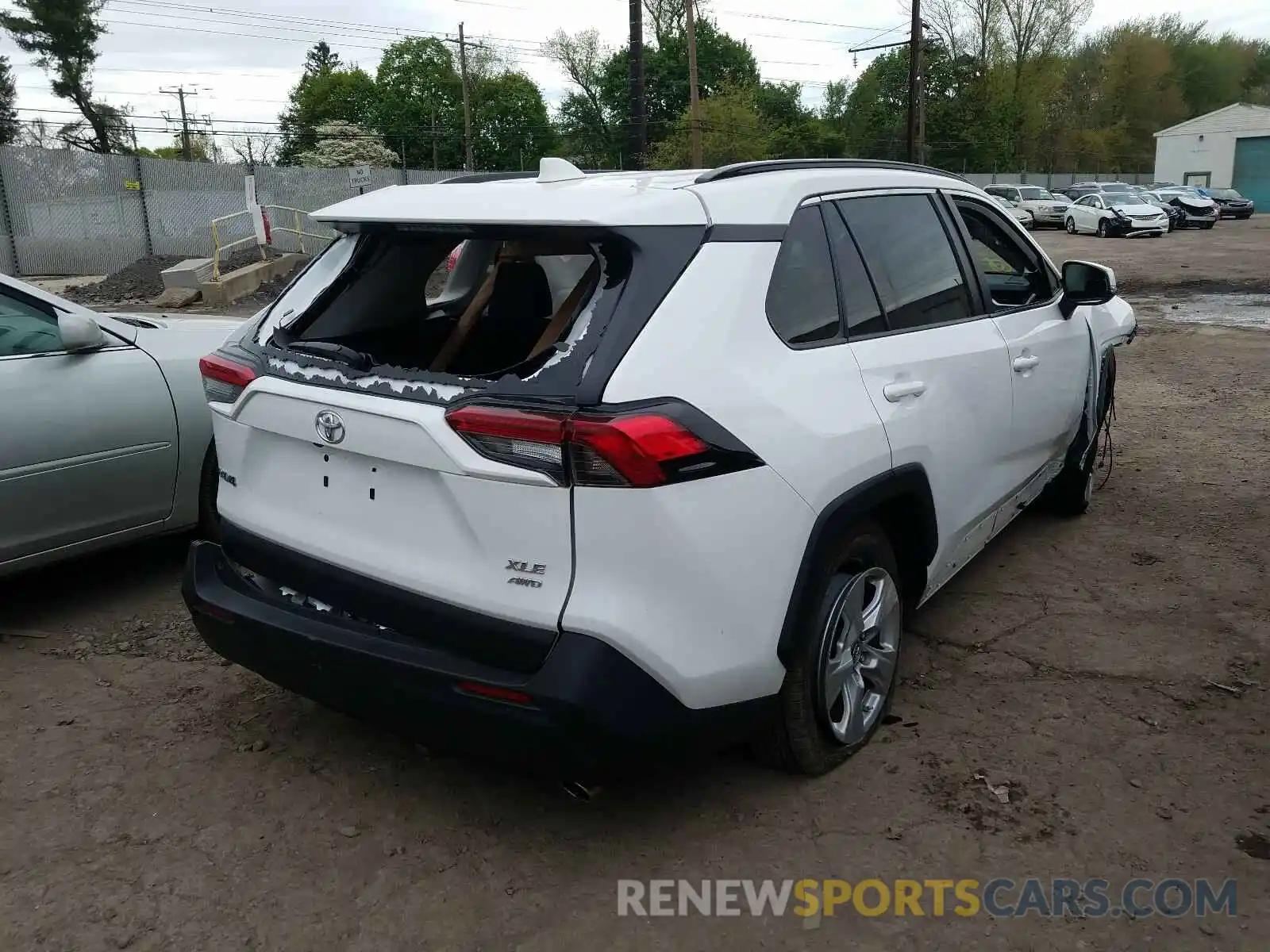 4 Photograph of a damaged car 2T3P1RFV1KC007235 TOYOTA RAV4 2019