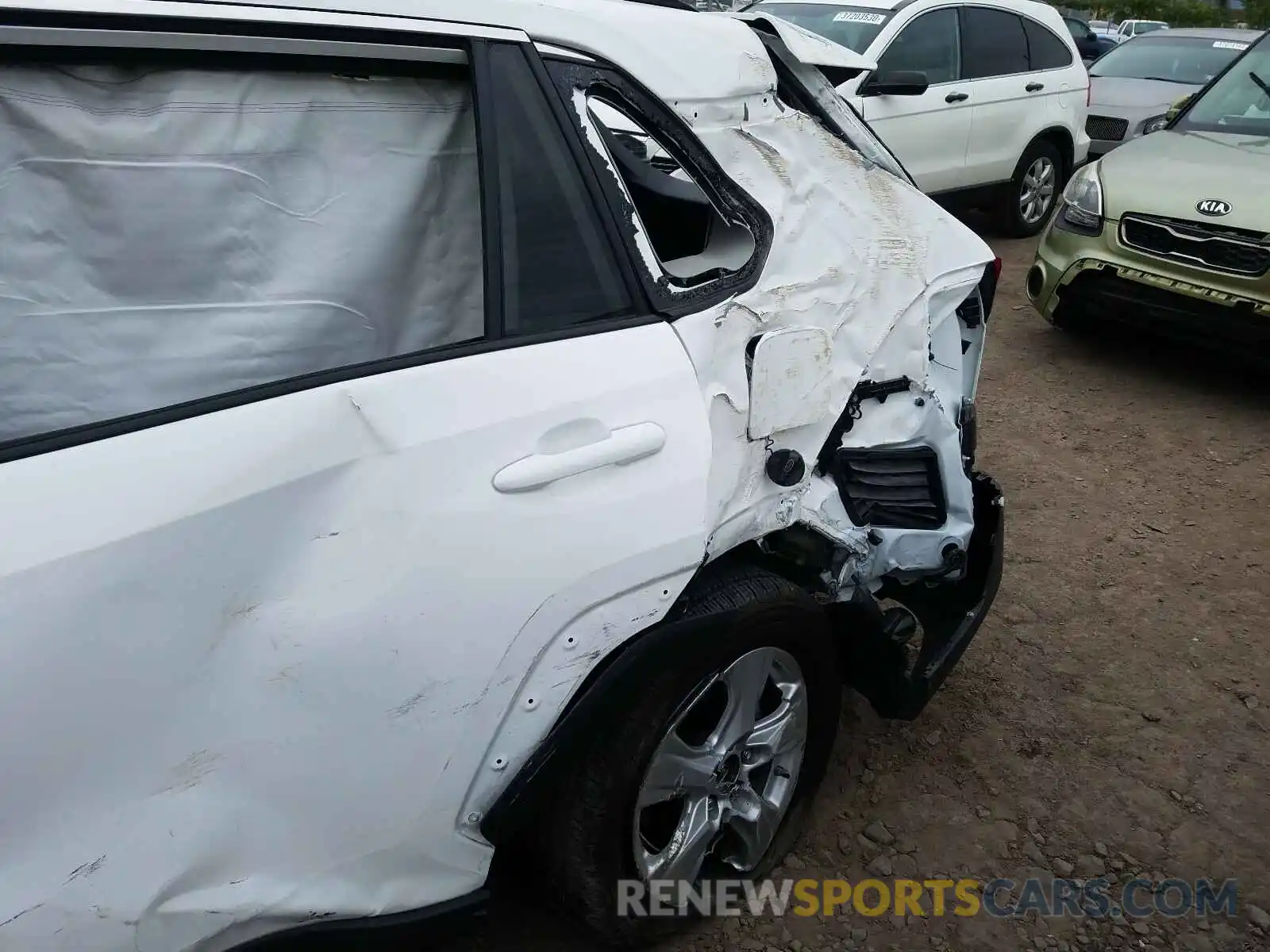 9 Photograph of a damaged car 2T3P1RFV1KC007235 TOYOTA RAV4 2019