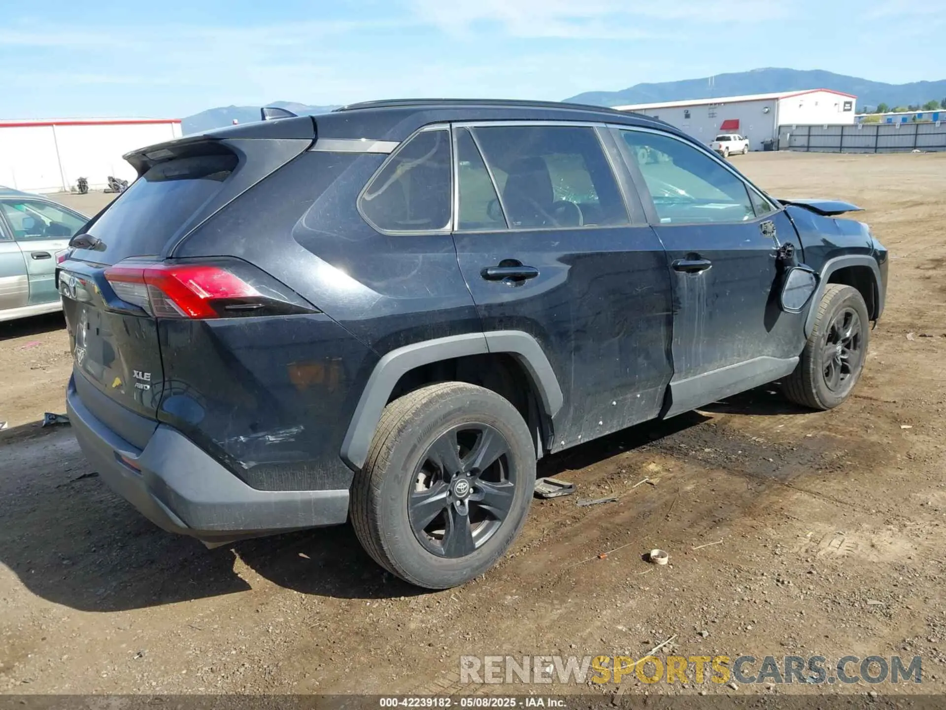 4 Photograph of a damaged car 2T3P1RFV1KC018445 TOYOTA RAV4 2019