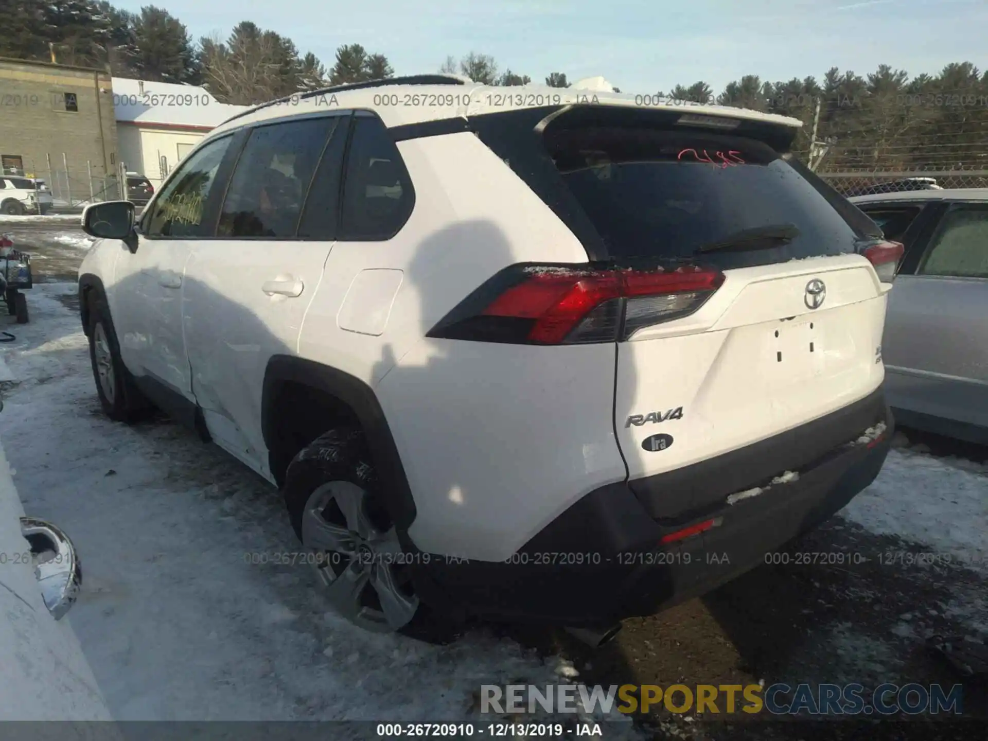 3 Photograph of a damaged car 2T3P1RFV1KC055866 TOYOTA RAV4 2019