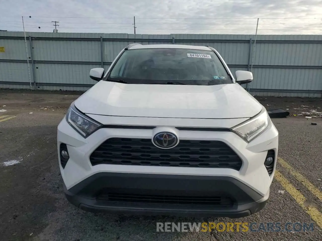 5 Photograph of a damaged car 2T3P1RFV1KW039357 TOYOTA RAV4 2019