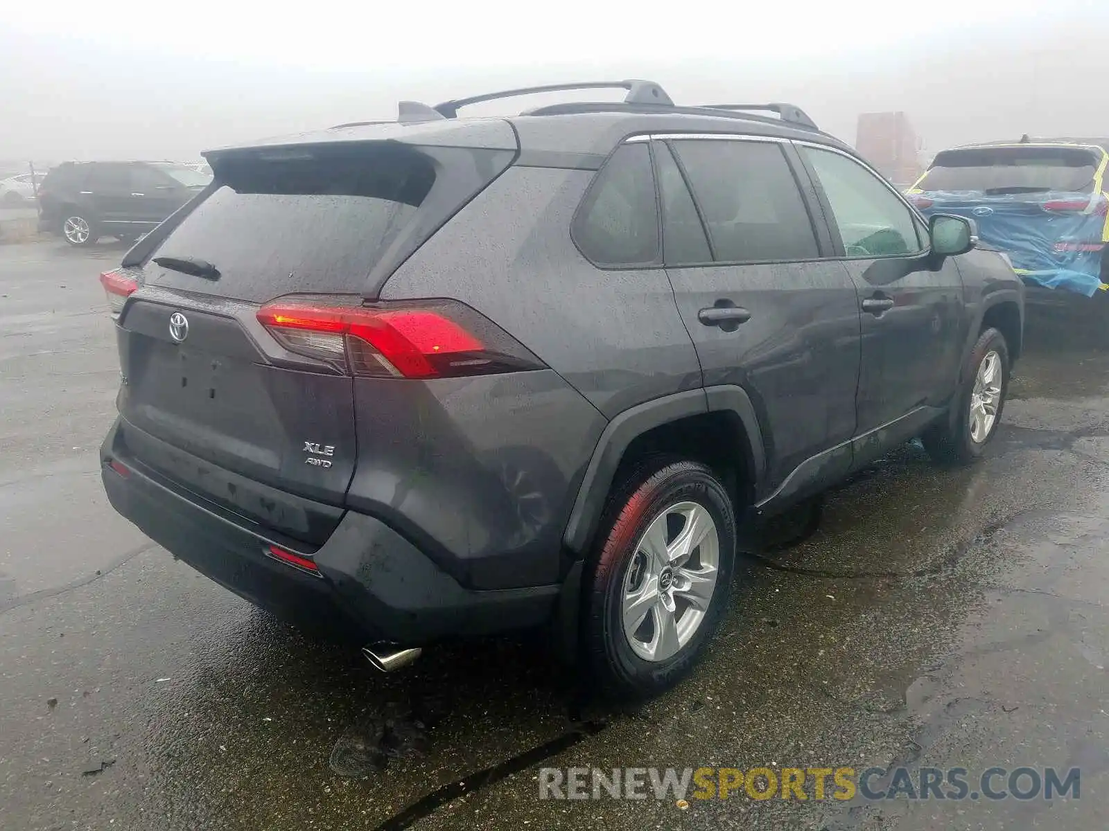 4 Photograph of a damaged car 2T3P1RFV1KW046003 TOYOTA RAV4 2019