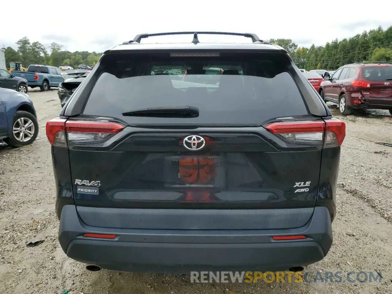 6 Photograph of a damaged car 2T3P1RFV1KW078174 TOYOTA RAV4 2019
