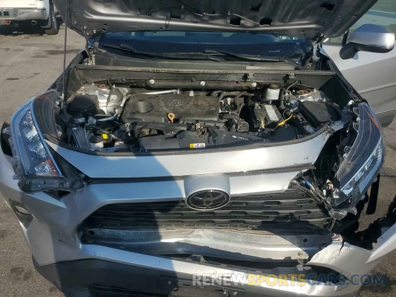 12 Photograph of a damaged car 2T3P1RFV2KC030748 TOYOTA RAV4 2019