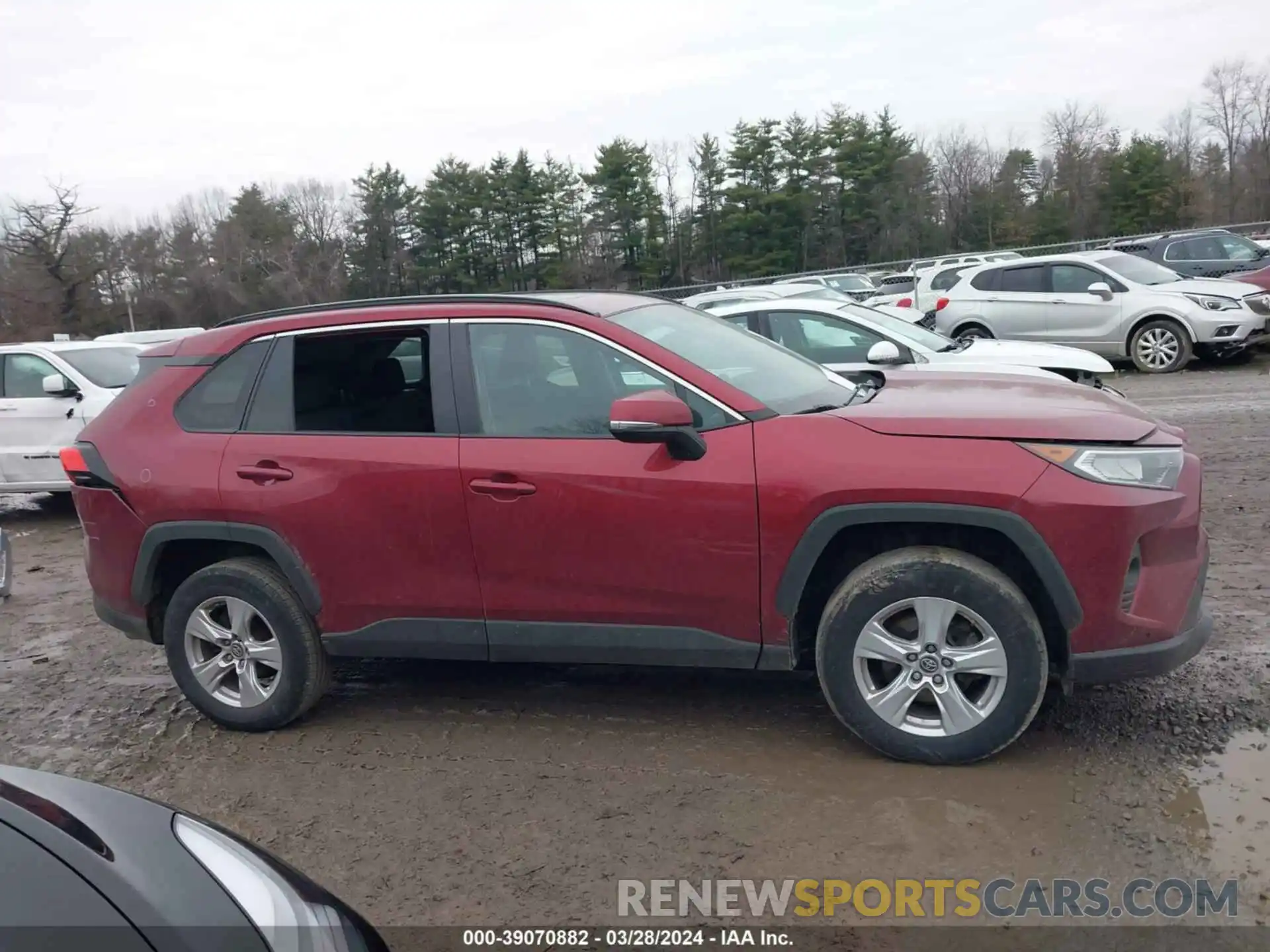 13 Photograph of a damaged car 2T3P1RFV2KC049560 TOYOTA RAV4 2019