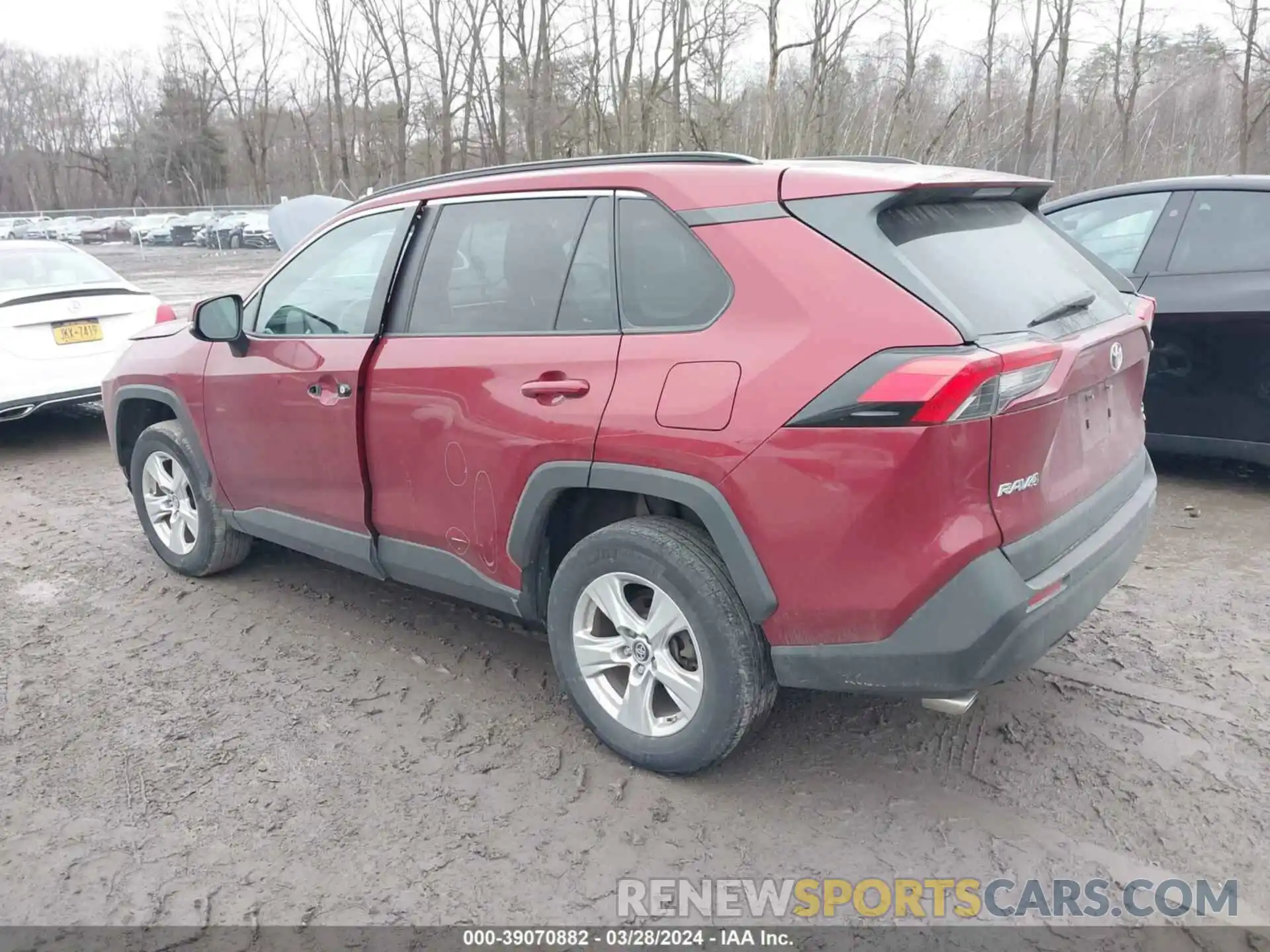 3 Photograph of a damaged car 2T3P1RFV2KC049560 TOYOTA RAV4 2019