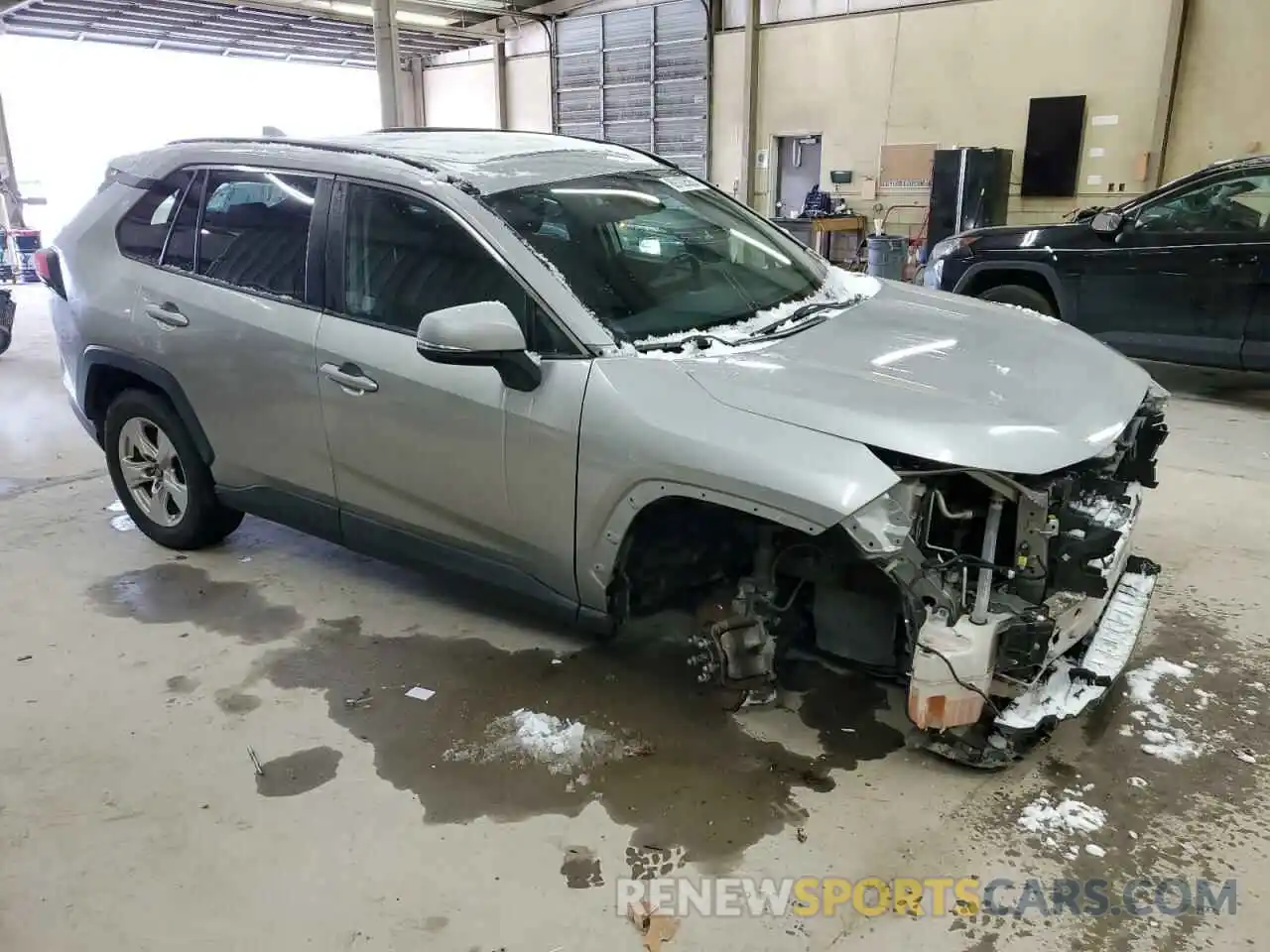 4 Photograph of a damaged car 2T3P1RFV2KW053736 TOYOTA RAV4 2019