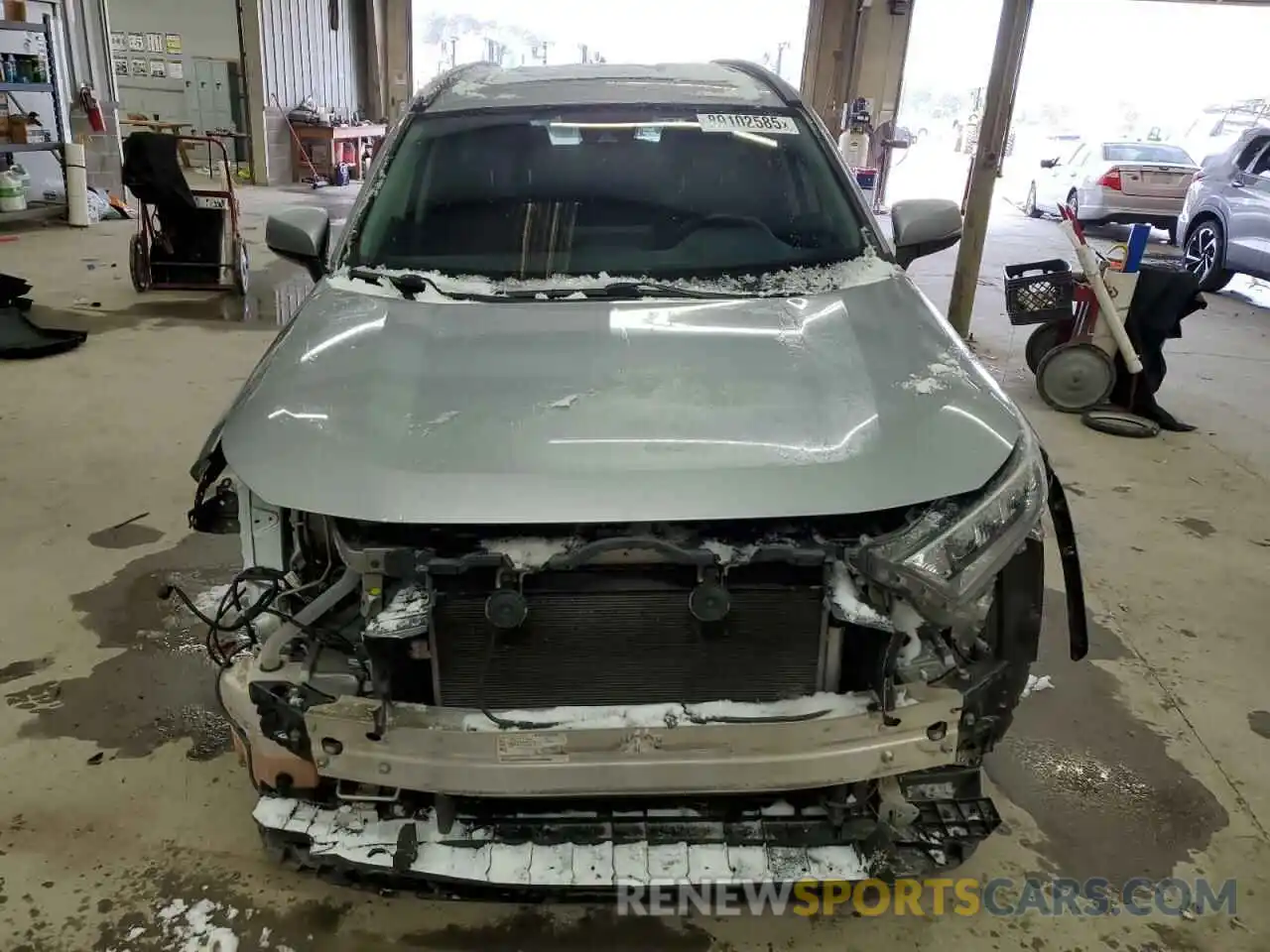 5 Photograph of a damaged car 2T3P1RFV2KW053736 TOYOTA RAV4 2019