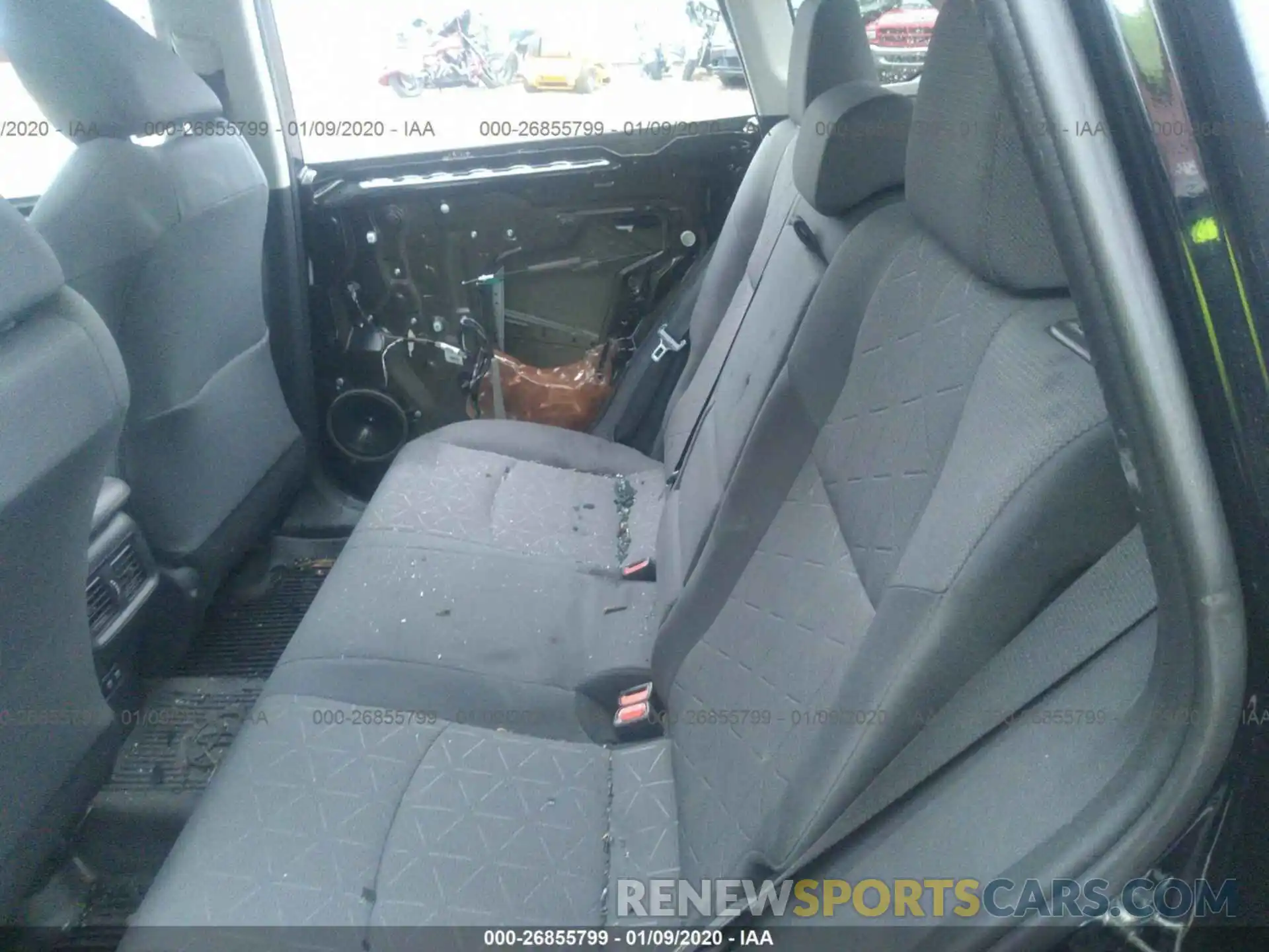 8 Photograph of a damaged car 2T3P1RFV2KW067023 TOYOTA RAV4 2019