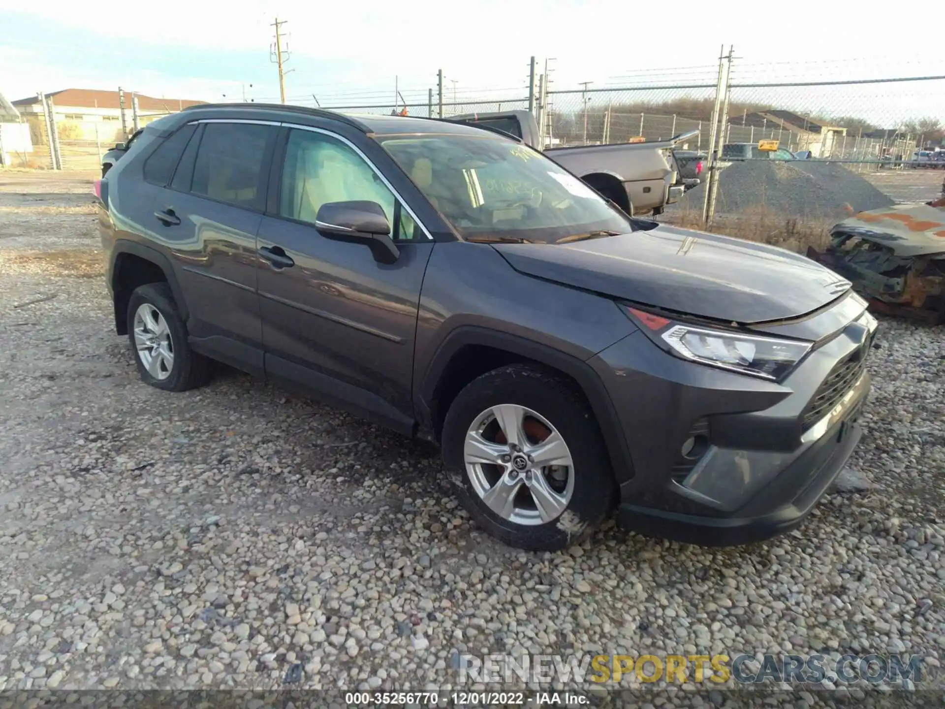 1 Photograph of a damaged car 2T3P1RFV2KW069113 TOYOTA RAV4 2019