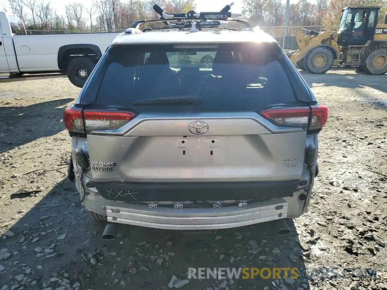 6 Photograph of a damaged car 2T3P1RFV2KW080886 TOYOTA RAV4 2019