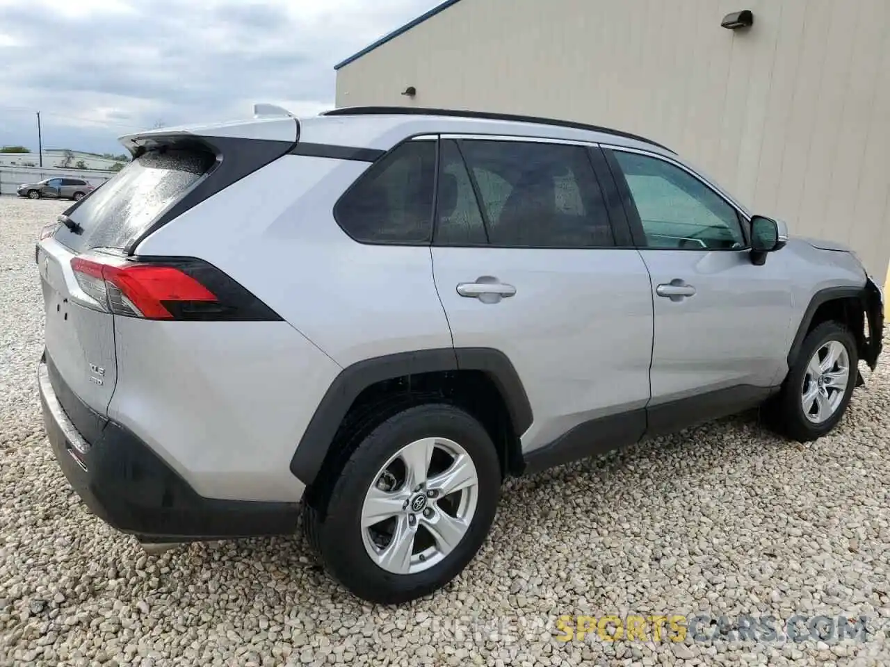 3 Photograph of a damaged car 2T3P1RFV3KC004529 TOYOTA RAV4 2019