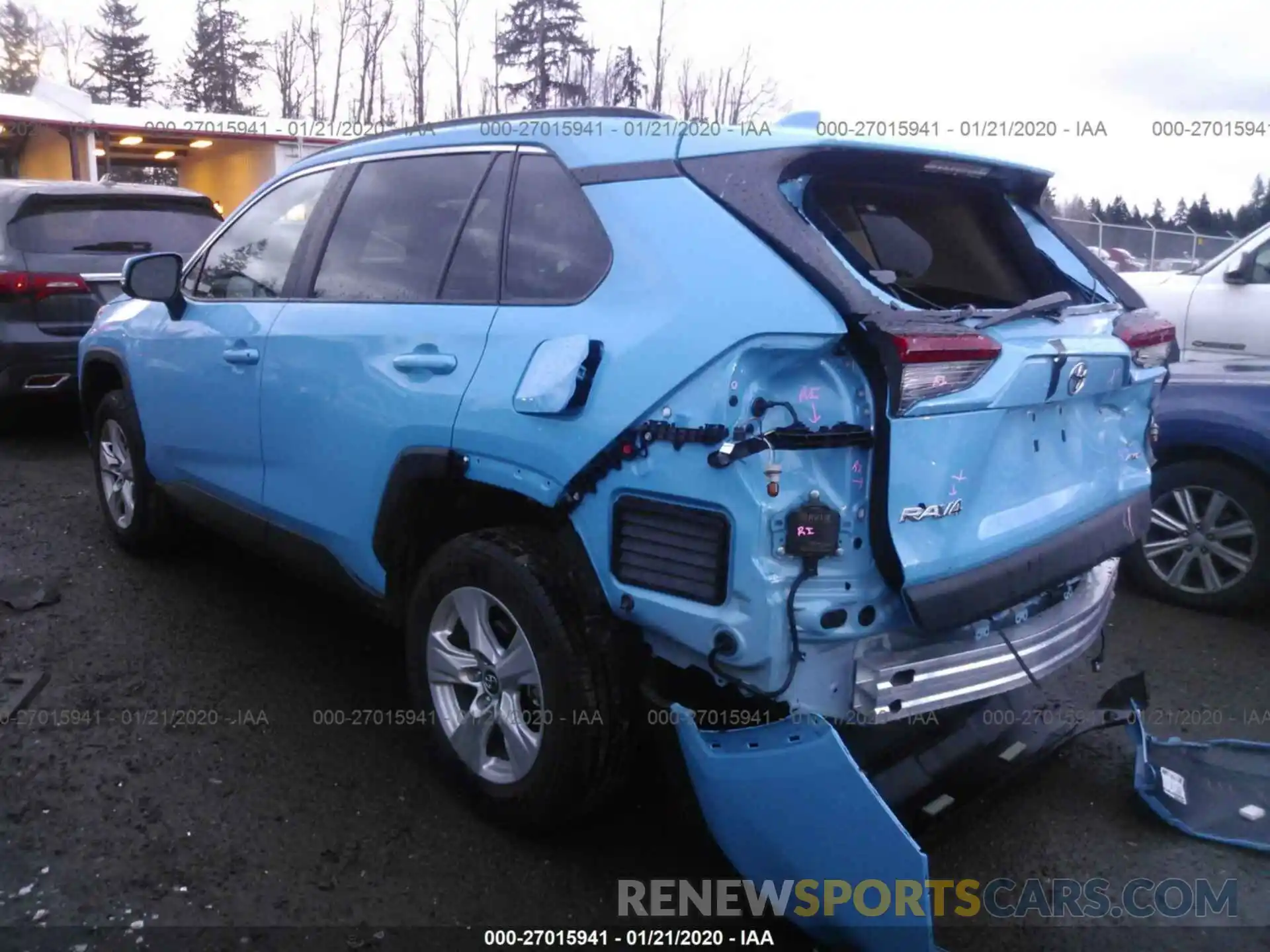 3 Photograph of a damaged car 2T3P1RFV3KC007382 TOYOTA RAV4 2019