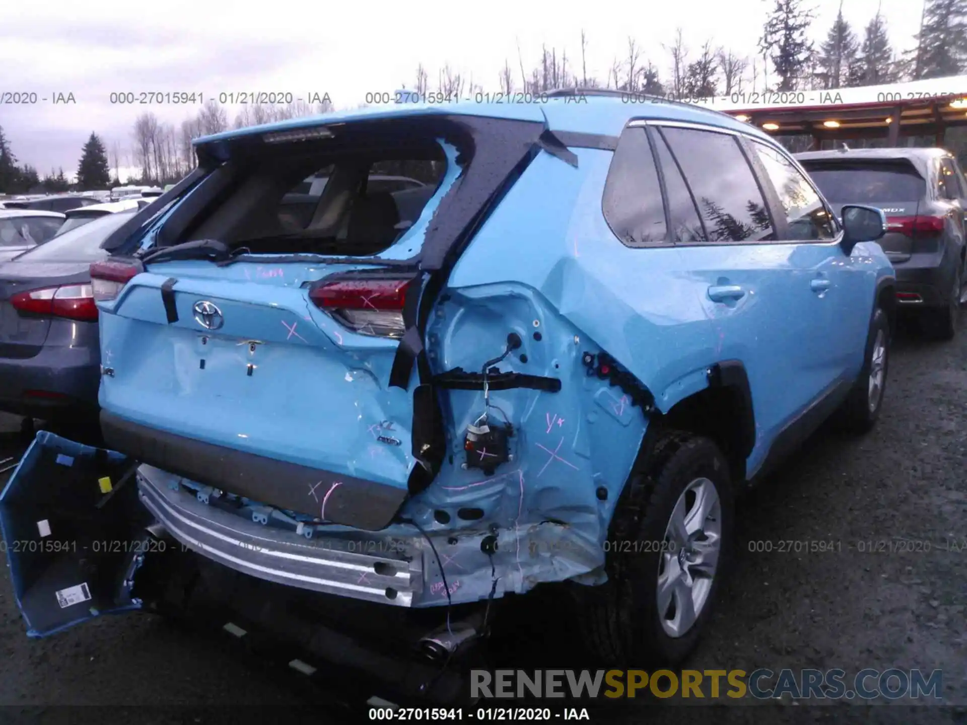 4 Photograph of a damaged car 2T3P1RFV3KC007382 TOYOTA RAV4 2019