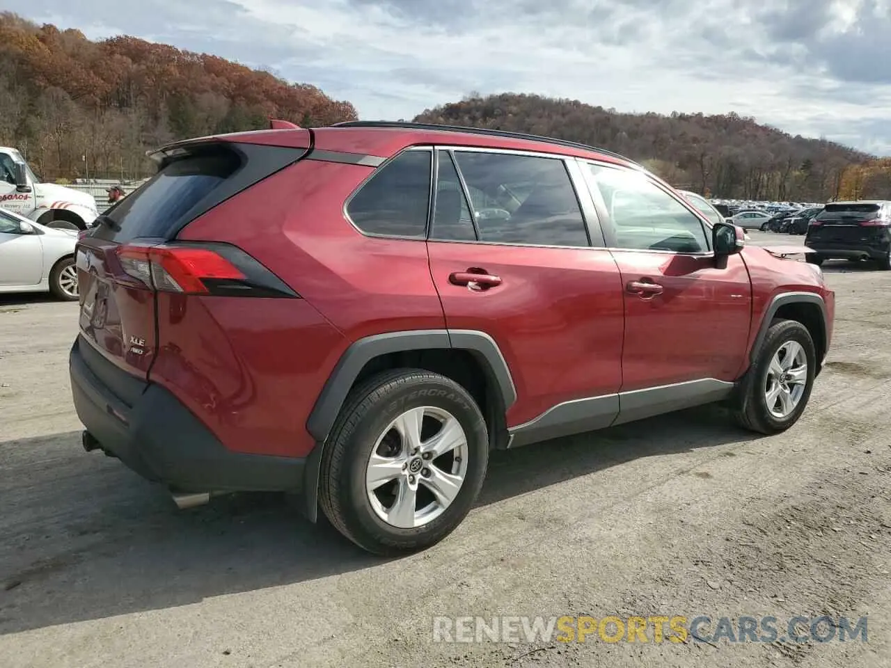 3 Photograph of a damaged car 2T3P1RFV3KC033805 TOYOTA RAV4 2019