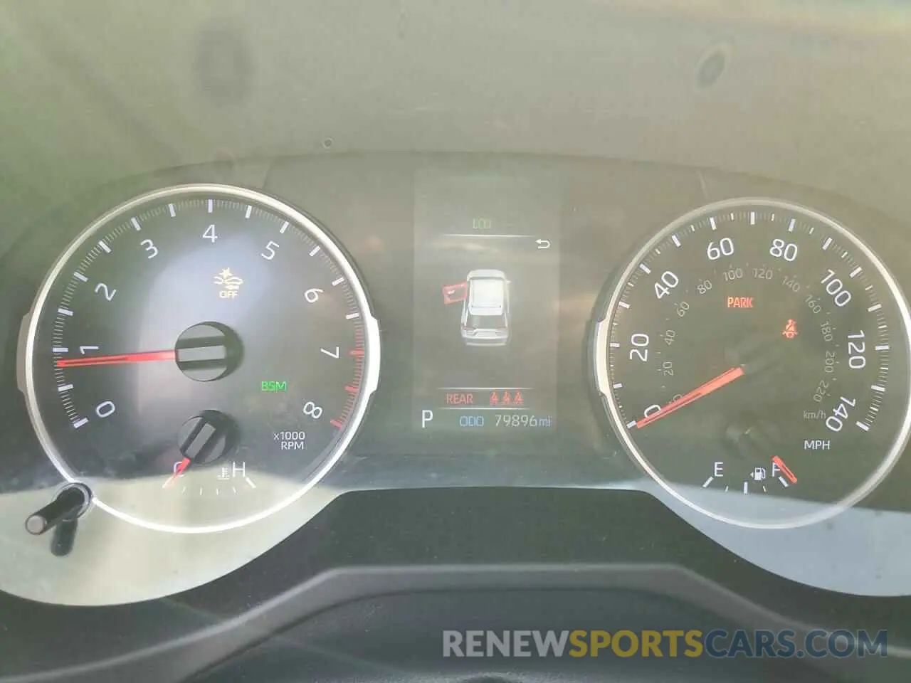 9 Photograph of a damaged car 2T3P1RFV3KC033805 TOYOTA RAV4 2019