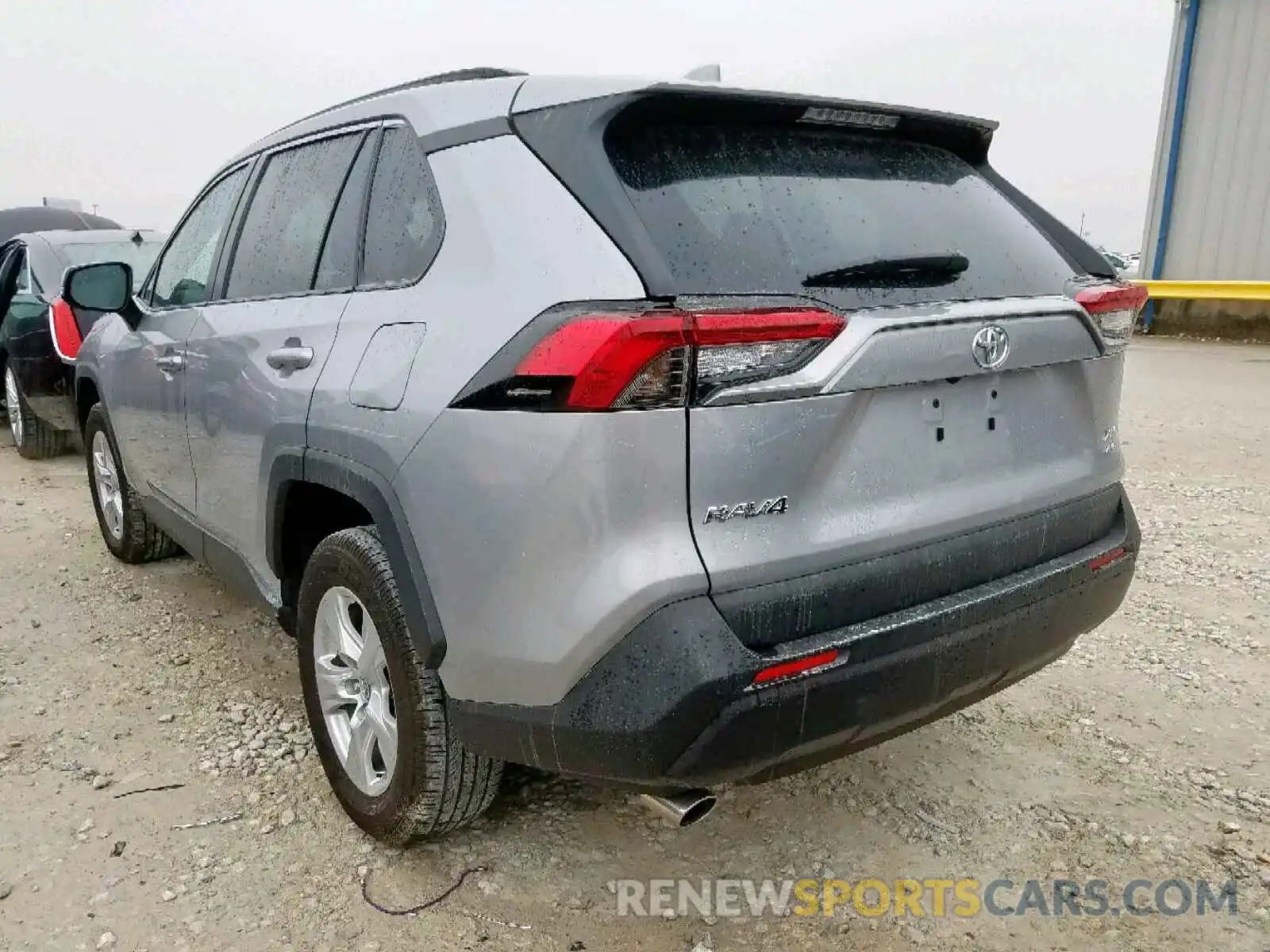 3 Photograph of a damaged car 2T3P1RFV3KW018252 TOYOTA RAV4 2019