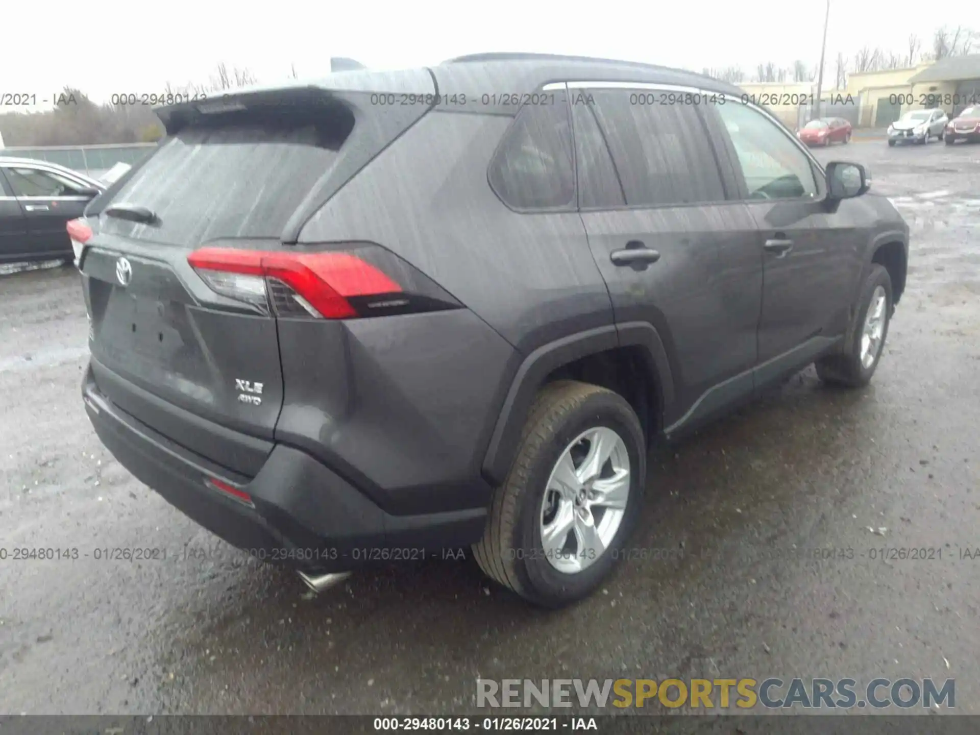 4 Photograph of a damaged car 2T3P1RFV3KW020728 TOYOTA RAV4 2019