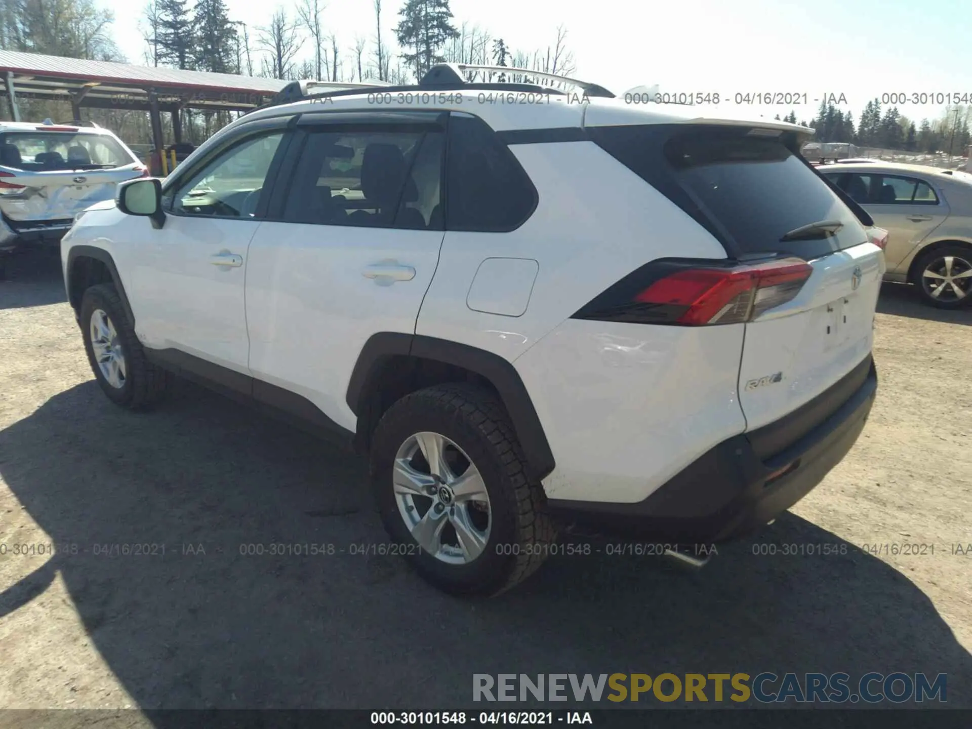 3 Photograph of a damaged car 2T3P1RFV3KW027615 TOYOTA RAV4 2019