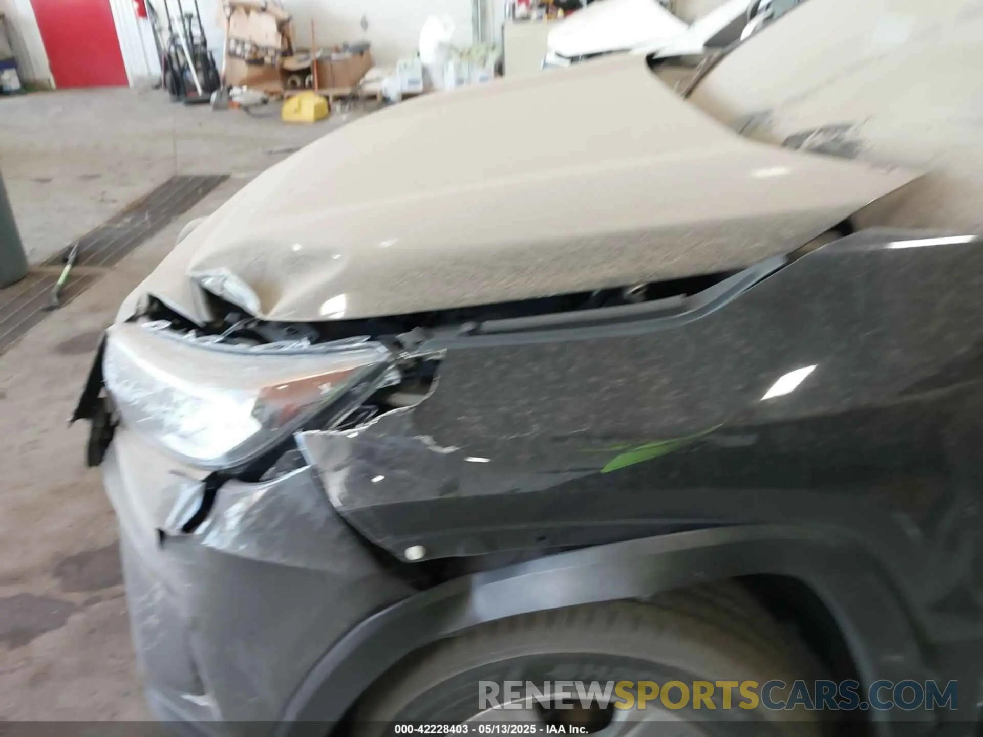 6 Photograph of a damaged car 2T3P1RFV3KW033799 TOYOTA RAV4 2019