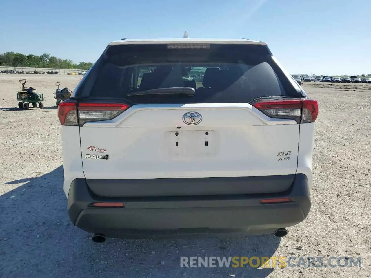 6 Photograph of a damaged car 2T3P1RFV3KW049310 TOYOTA RAV4 2019
