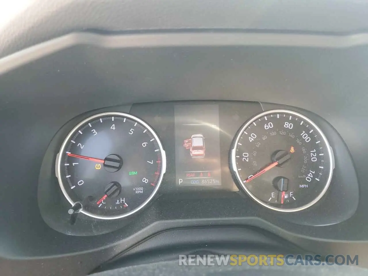9 Photograph of a damaged car 2T3P1RFV3KW049310 TOYOTA RAV4 2019